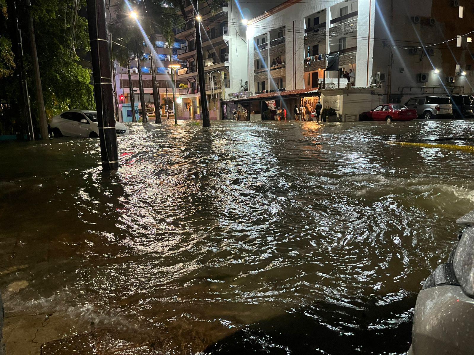 $!Azota ‘Ivo’ con lluvias, rayos e inundaciones a varios municipios de Sinaloa