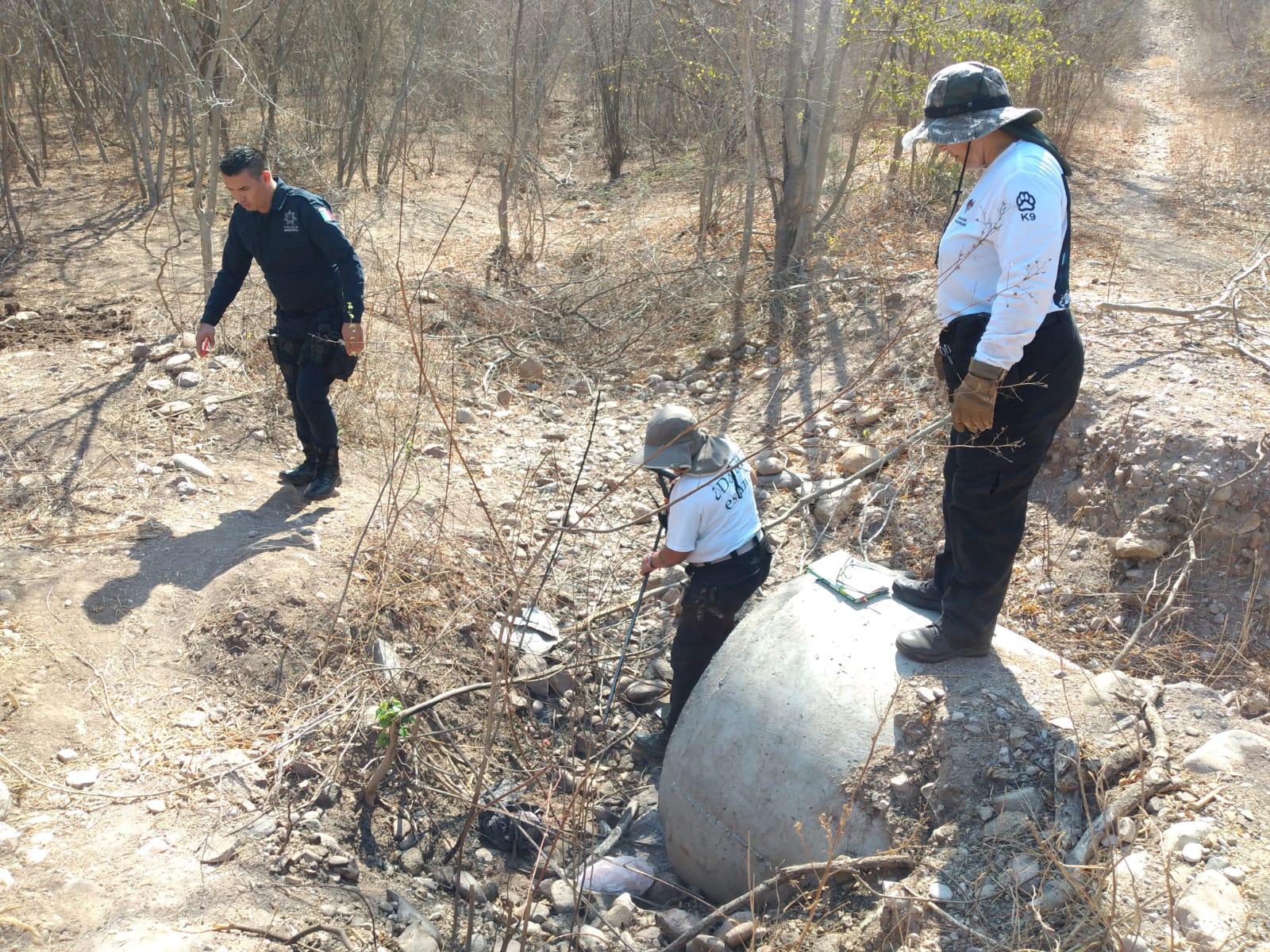 $!En Culiacán, localizan un horno clandestino y dos fosas en el sector Alameda