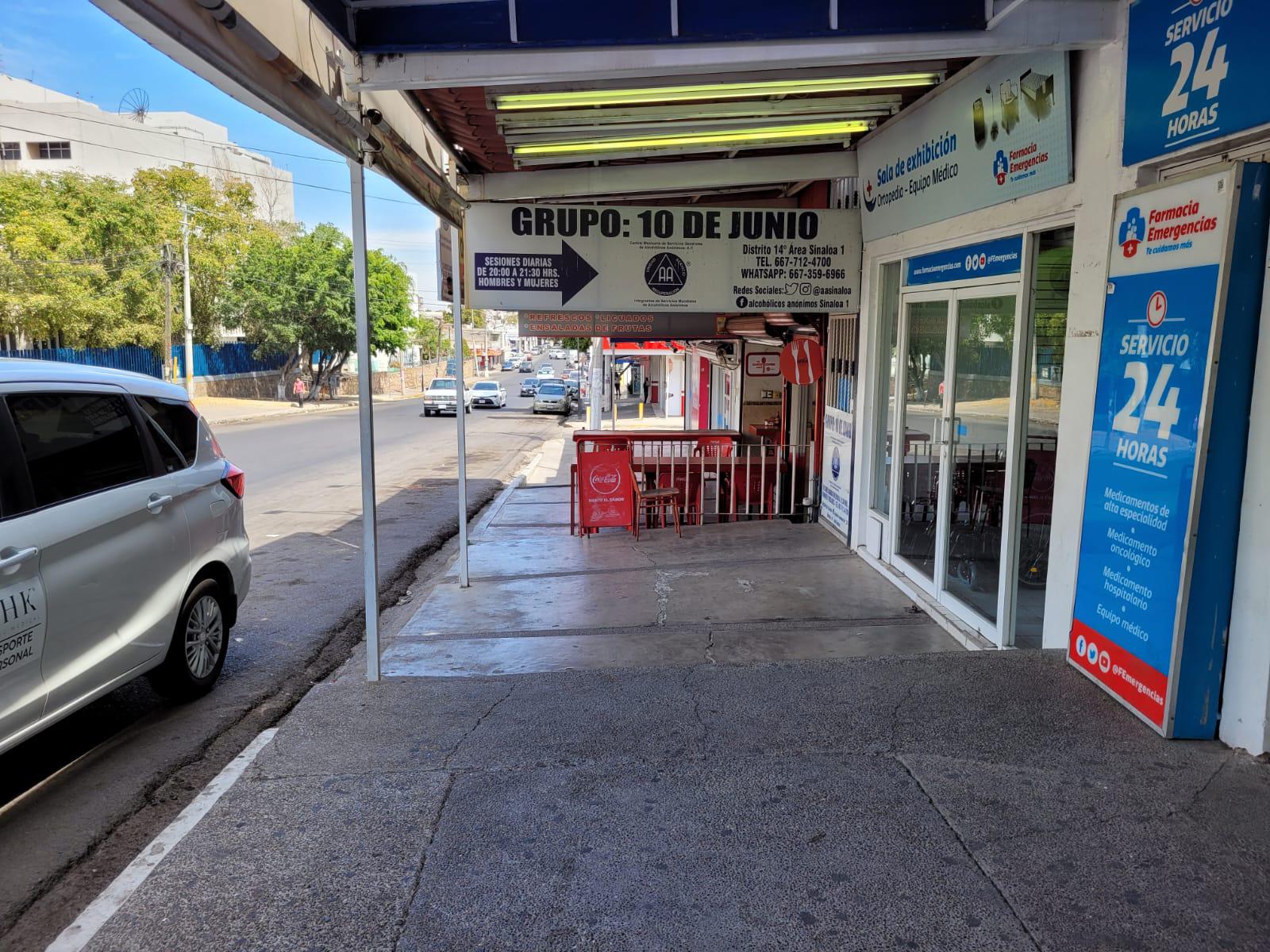 $!Negocios de comida resienten mudanza del Hospital General de Culiacán; no hay ventas