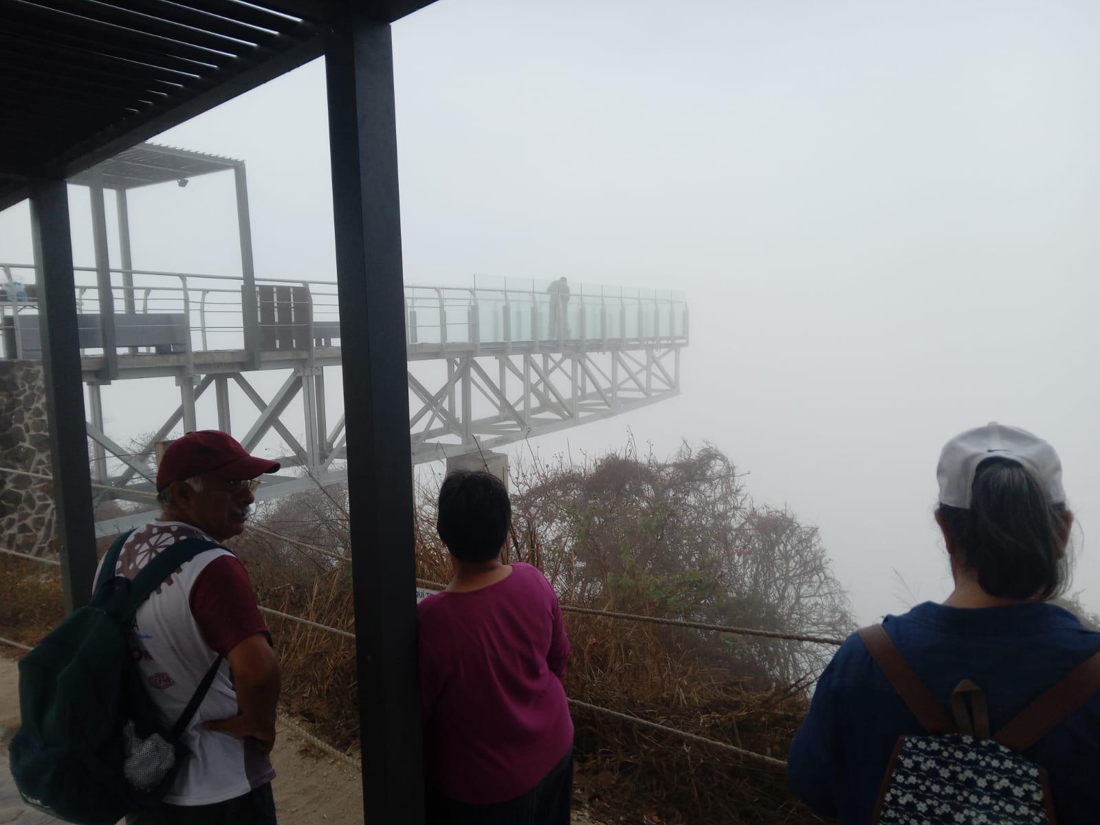 $!Mazatlán amanece frío y con neblina