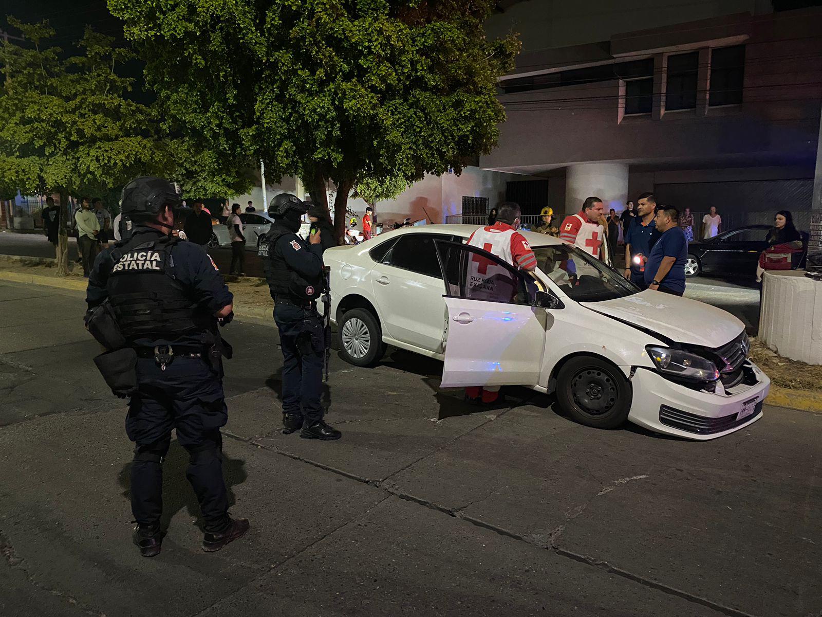 $!Joven mujer pierde la vida tras choque en el Infonavit Humaya, en Culiacán