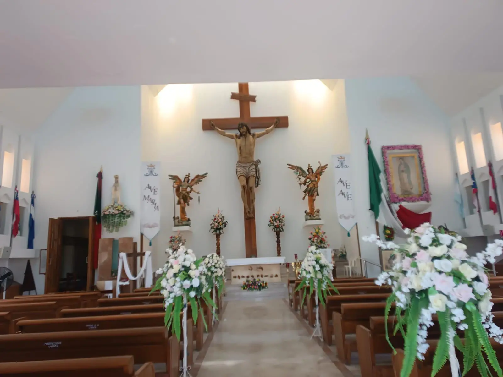 $!Celebran 20 años del Santo Cristo de la Montuosa en Mazatlán