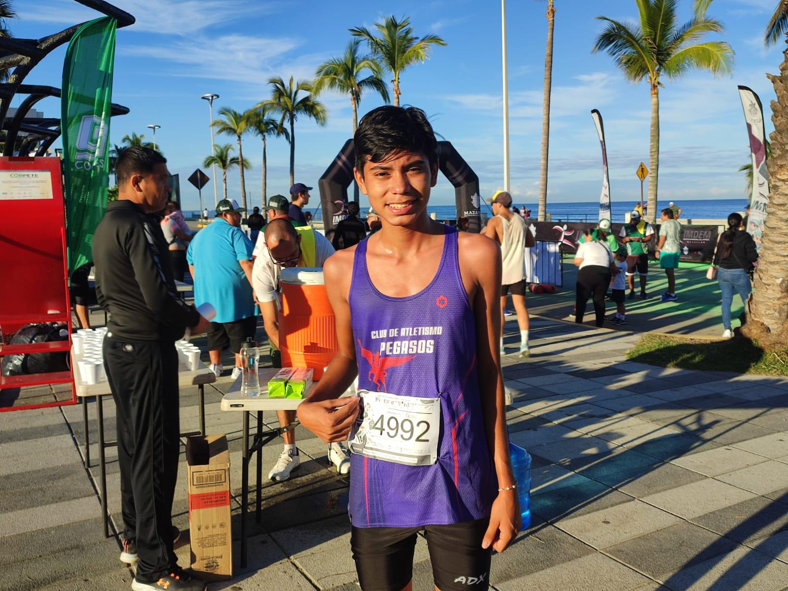 $!Se llevan la gloria Rosales y Fonseca en Carrera de Convivencia Cobaes