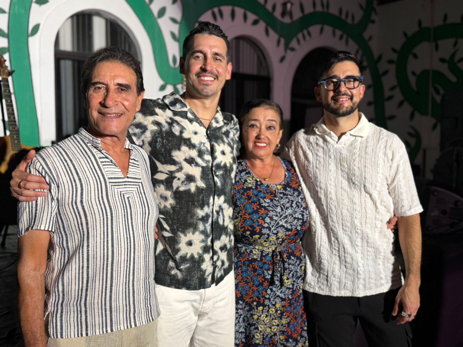 $!José Ignacio Torres Martínez, Daniel Torres, María Guadalupe Araizae Israel Torres.