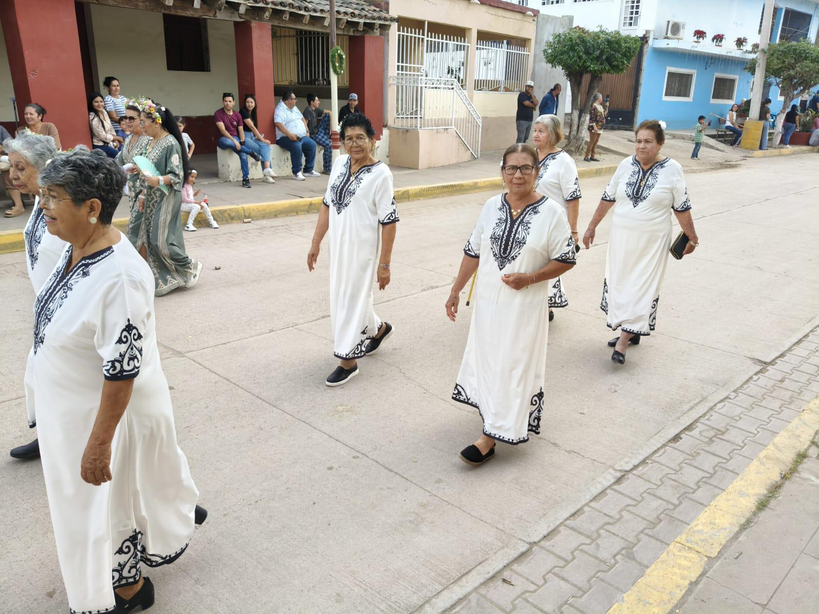 $!En Chametla, Rosario, realizan desfile por el 495 Aniversario del Mestizaje en Sinaloa