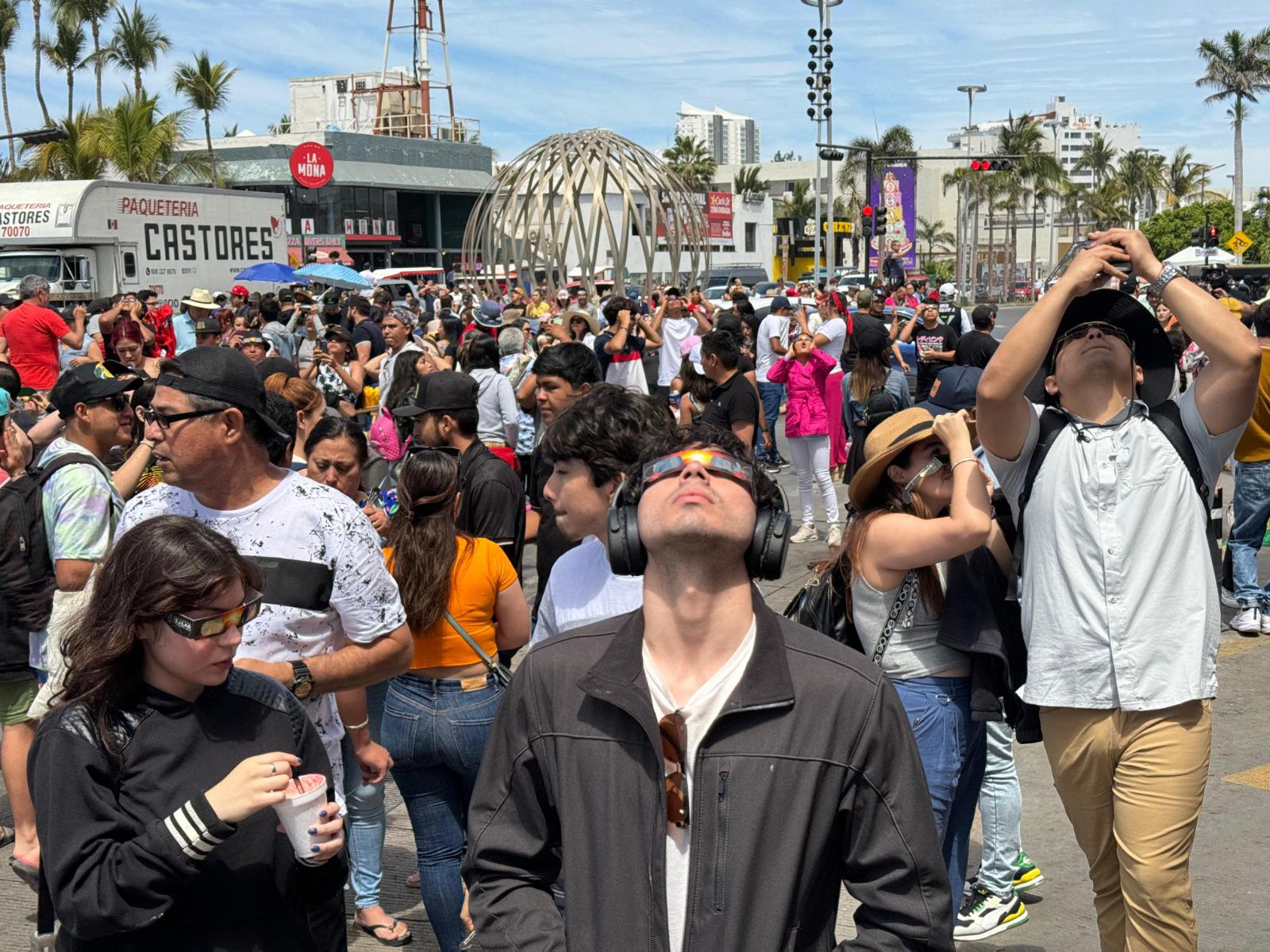 $!Eclipse Solar: A un año de que Mazatlán se convirtió en el centro del planeta