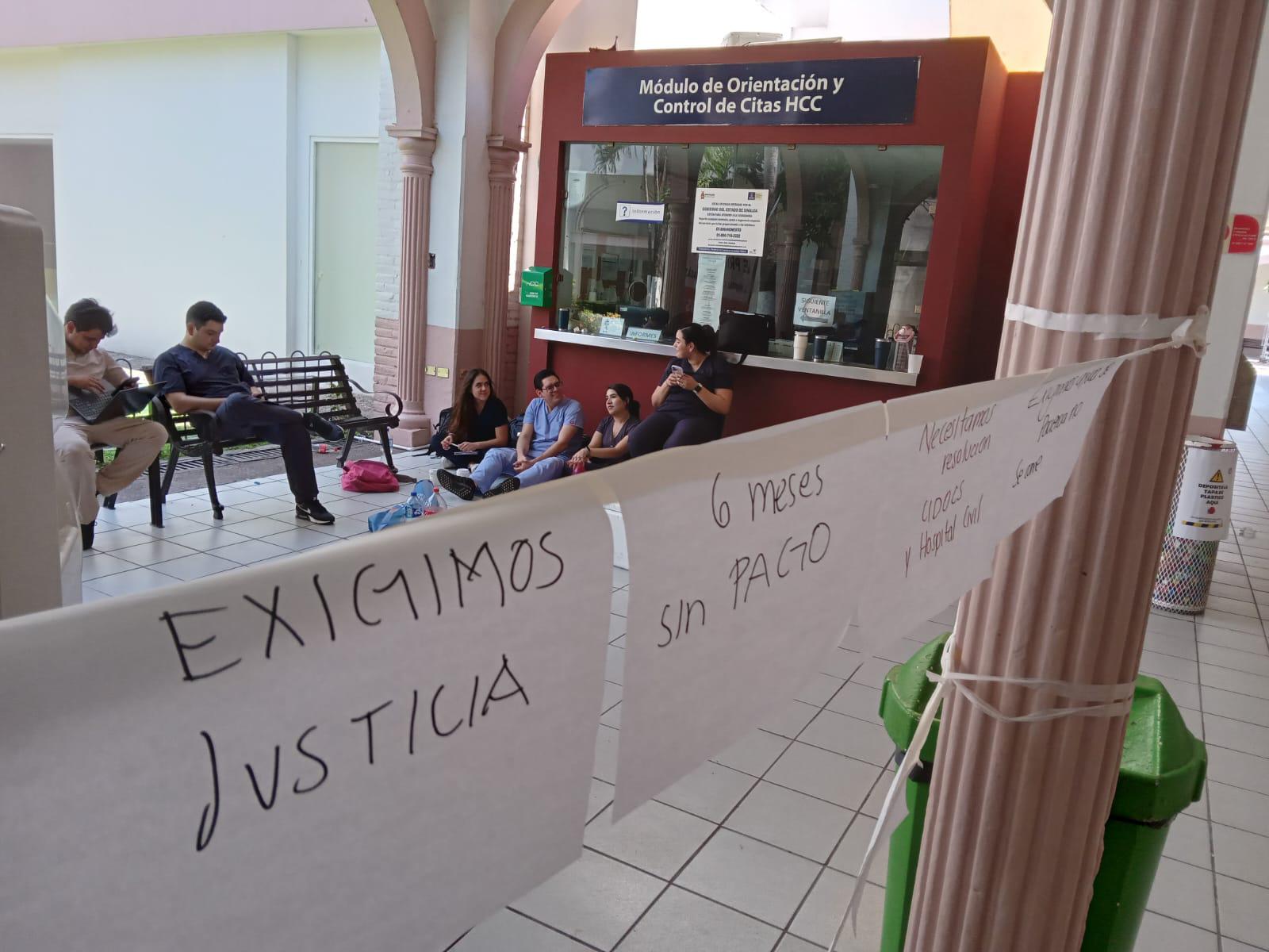 $!Residentes del Hospital Civil de Culiacán tienen 4 días en paro de labores