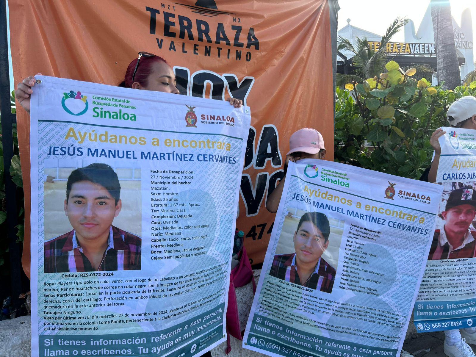 $!Familiares de desaparecidos marchan en Mazatlán para exigir justicia