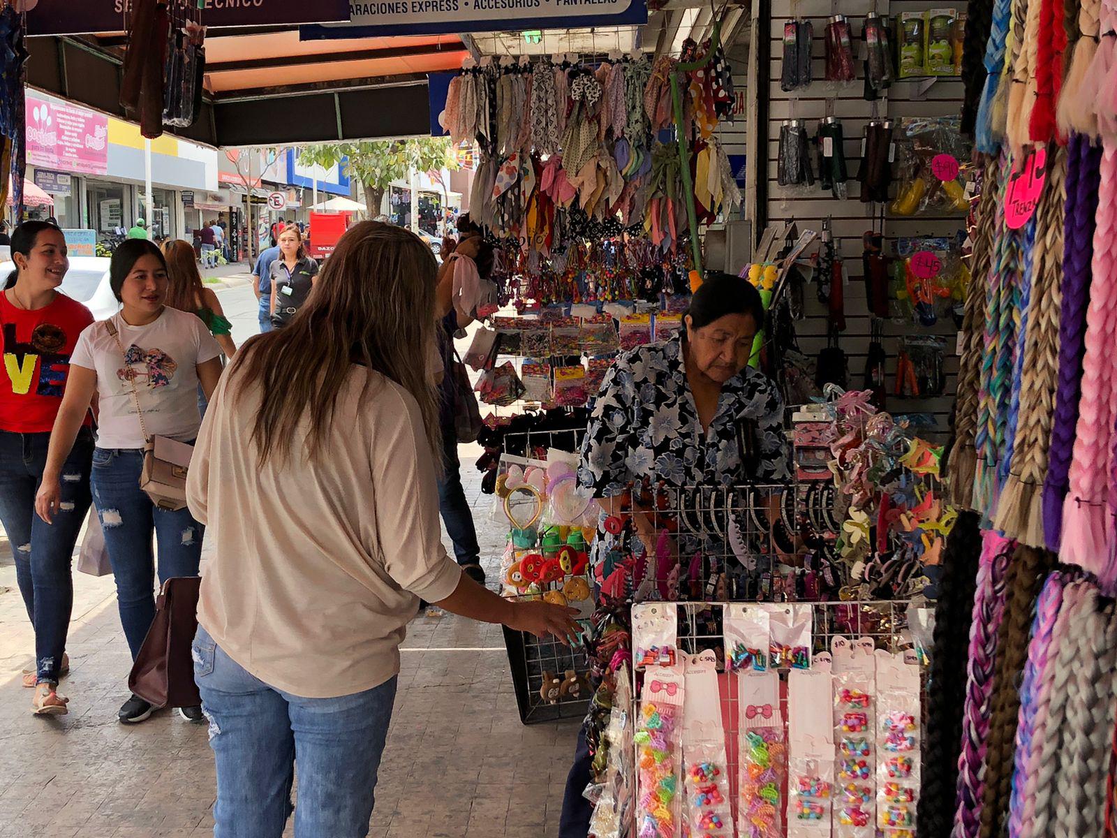 $!Hay horario especial en Mercado Garmendia y locales del Centro de Culiacán