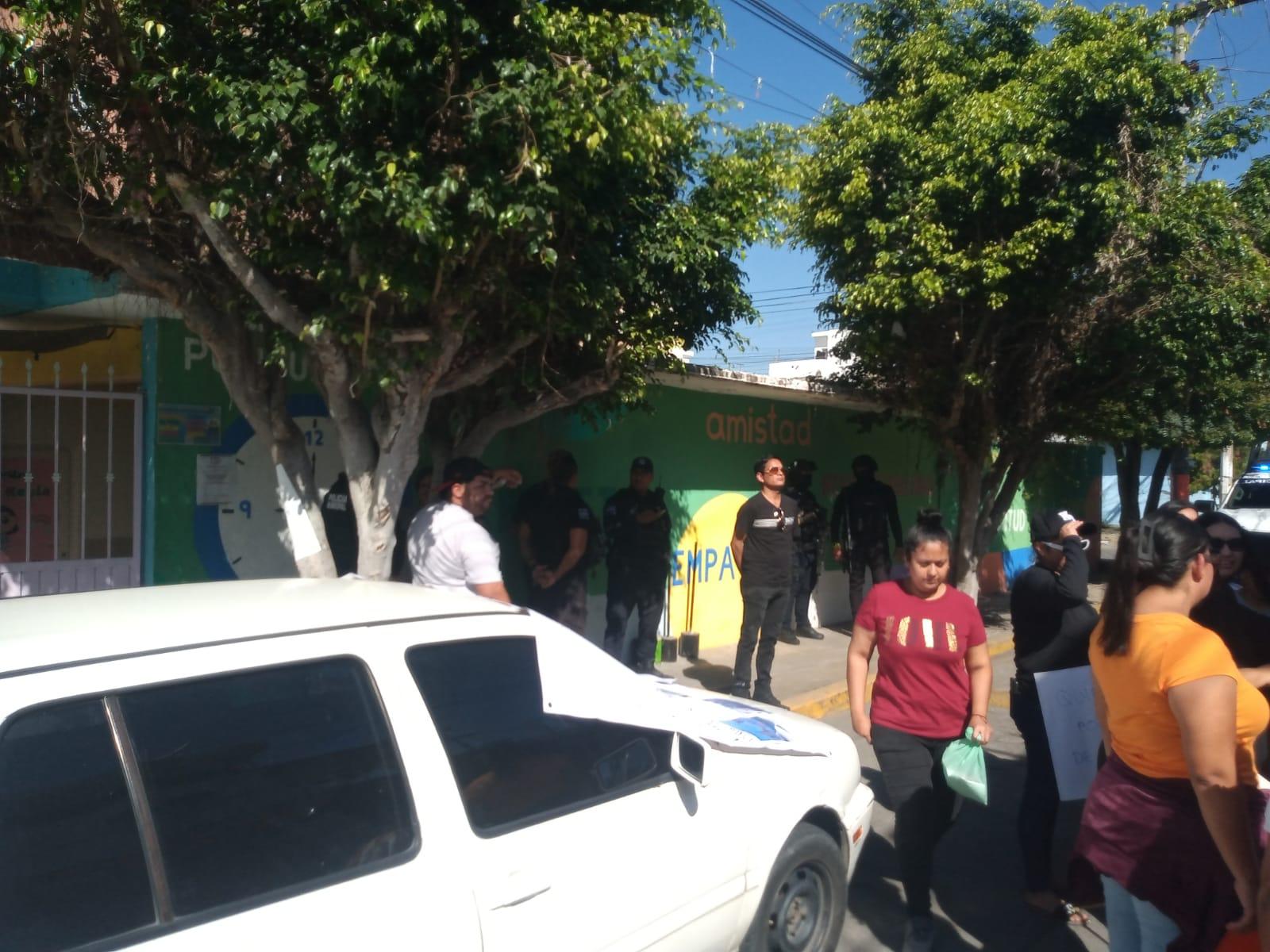 $!Autoridades de Mazatlán responden a reclamo de Jardín de Niños Bertha Von Gloumer