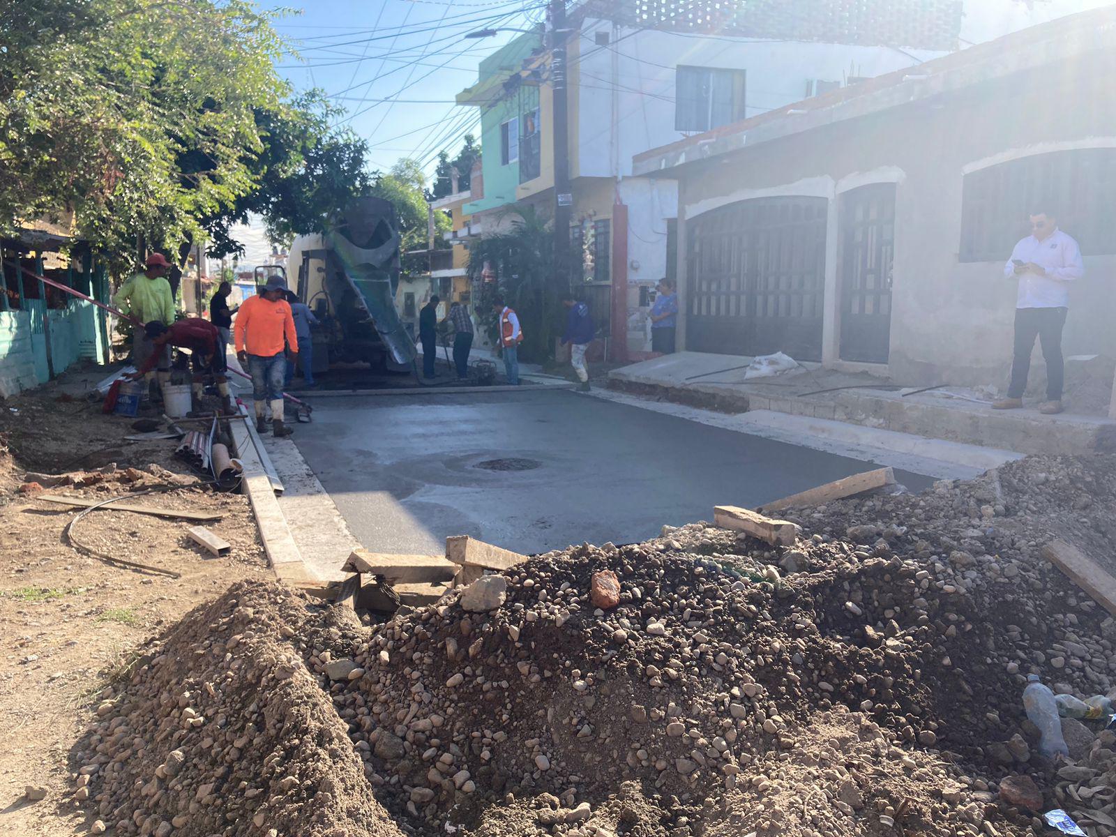 $!Invierten más de $8 millones en rehabilitar calle de la colonia Klein, en Mazatlán