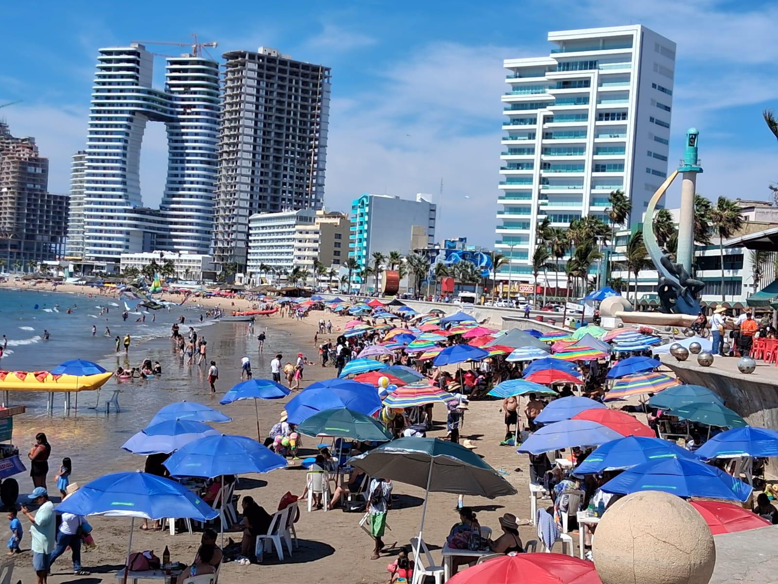 $!Mazatlán lidera turismo en Semana Santa con oferta diversa, informa la Sectur Sinaloa