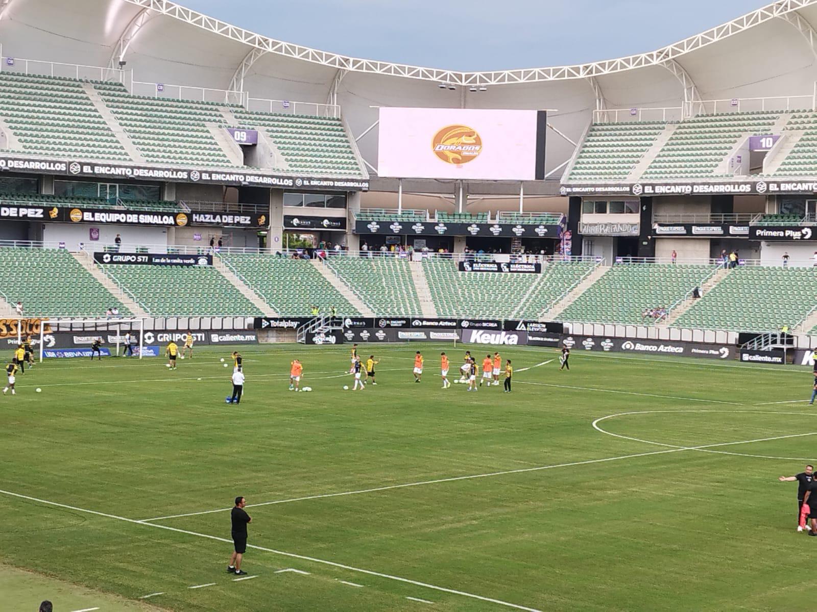 $!El debut de Dorados en Mazatlán decepciona por la escasa asistencia en El Encanto