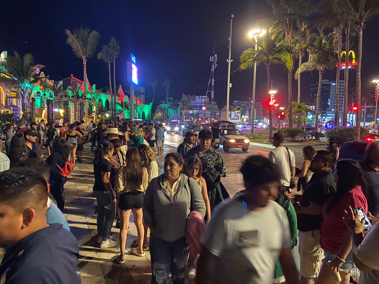 $!‘Mazatlán es un paraíso para vacacionar, está muy bonito’, dice familia de San Diego