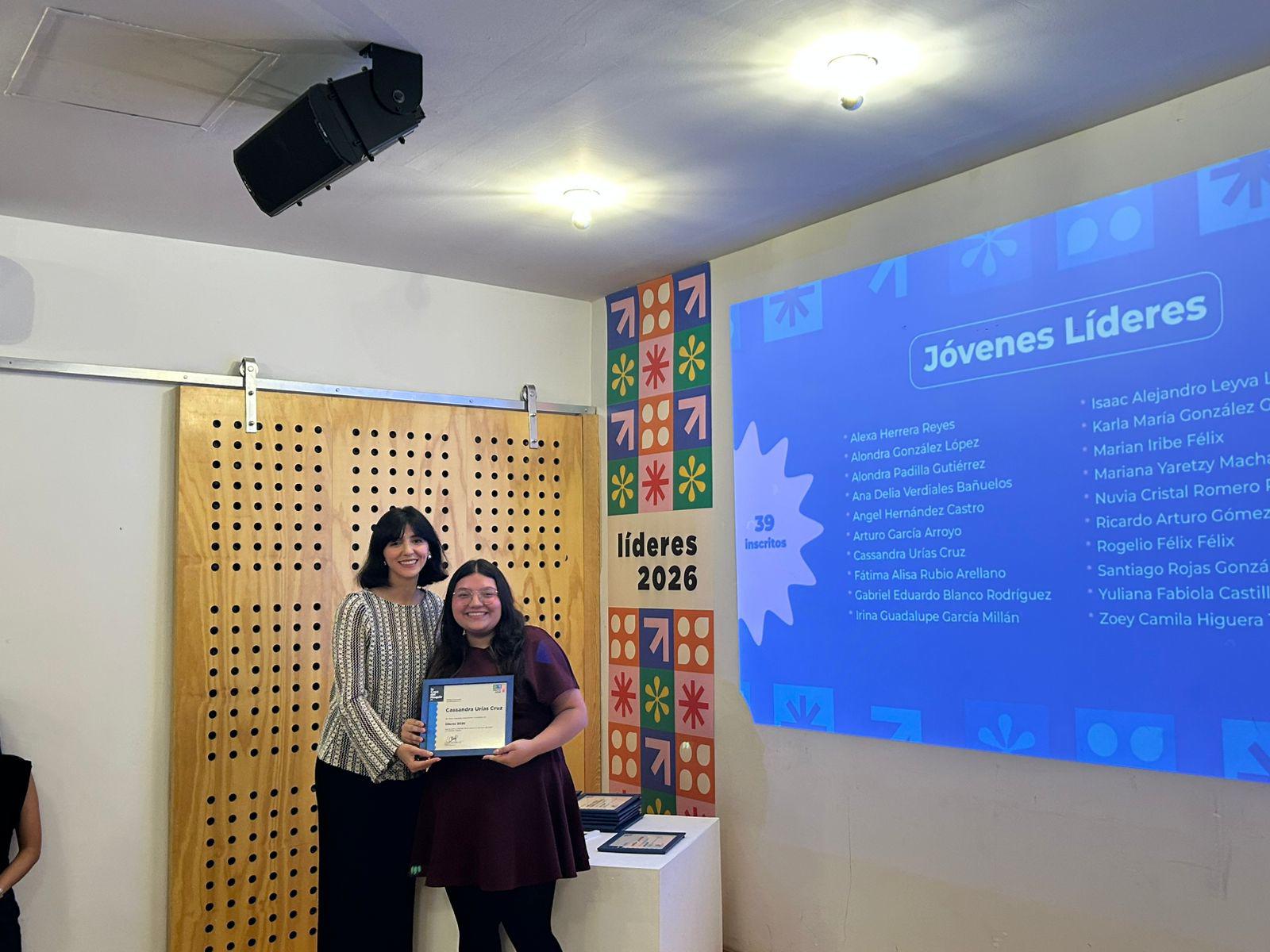 $!Concluyen jóvenes ciclo en programa ‘Líderes 2026’ en la Casa del Maquío