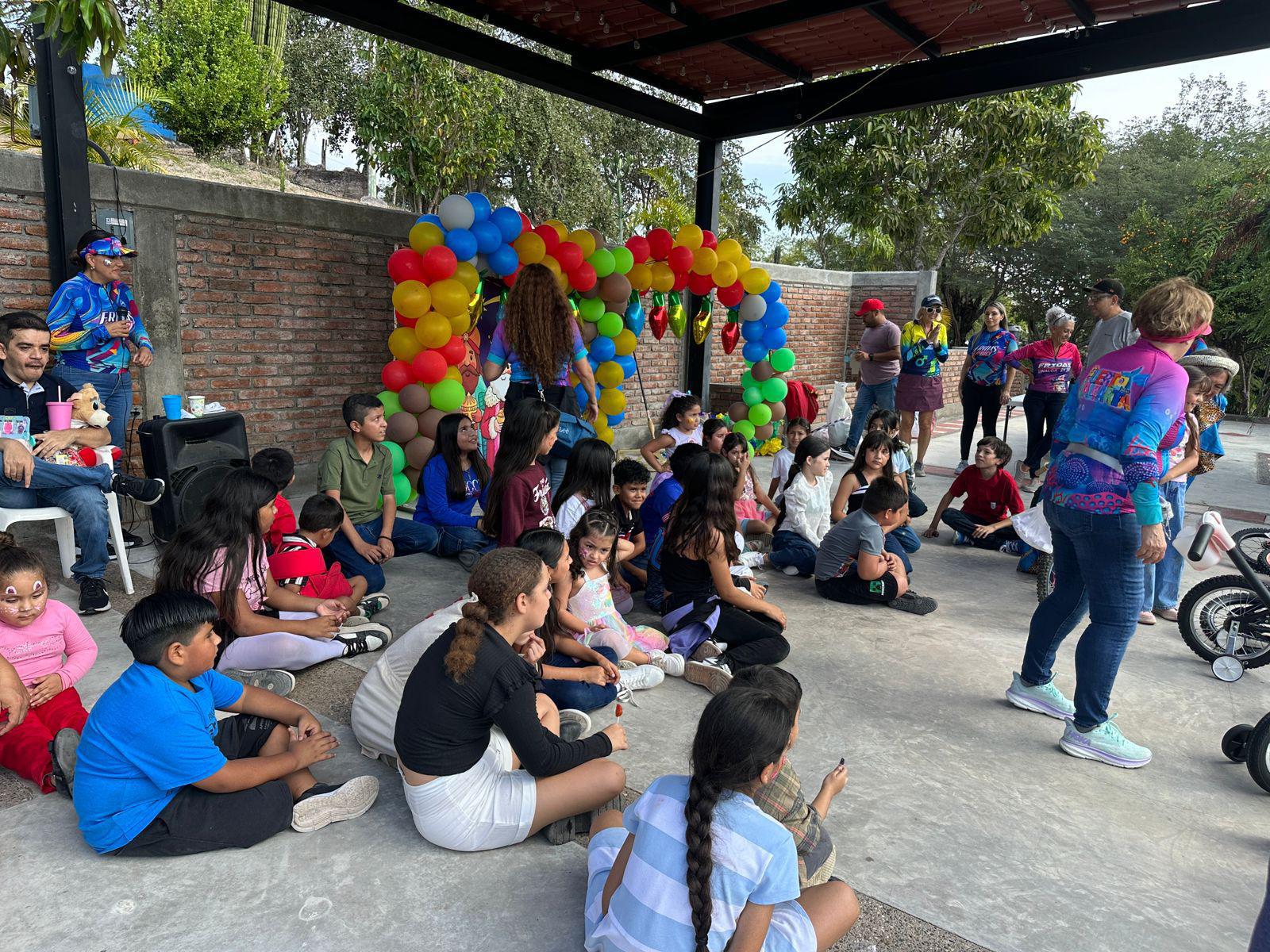 $!Realizan Fridas en Bici Sinaloa evento del Día de Reyes para niñas y niños de Miravalles, Mazatlán
