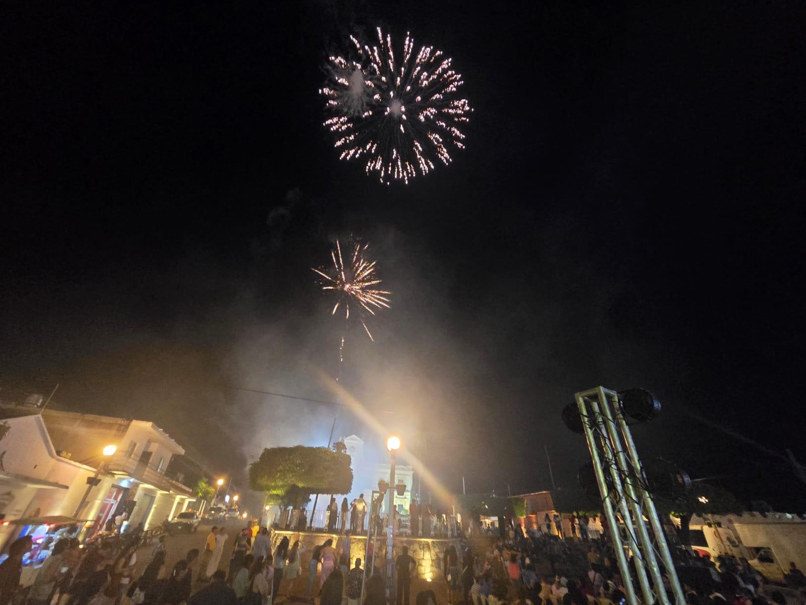 $!Con espectáculo cultural, música y la ausencia de la Alcaldesa, celebran 370 años de fundación de El Rosario