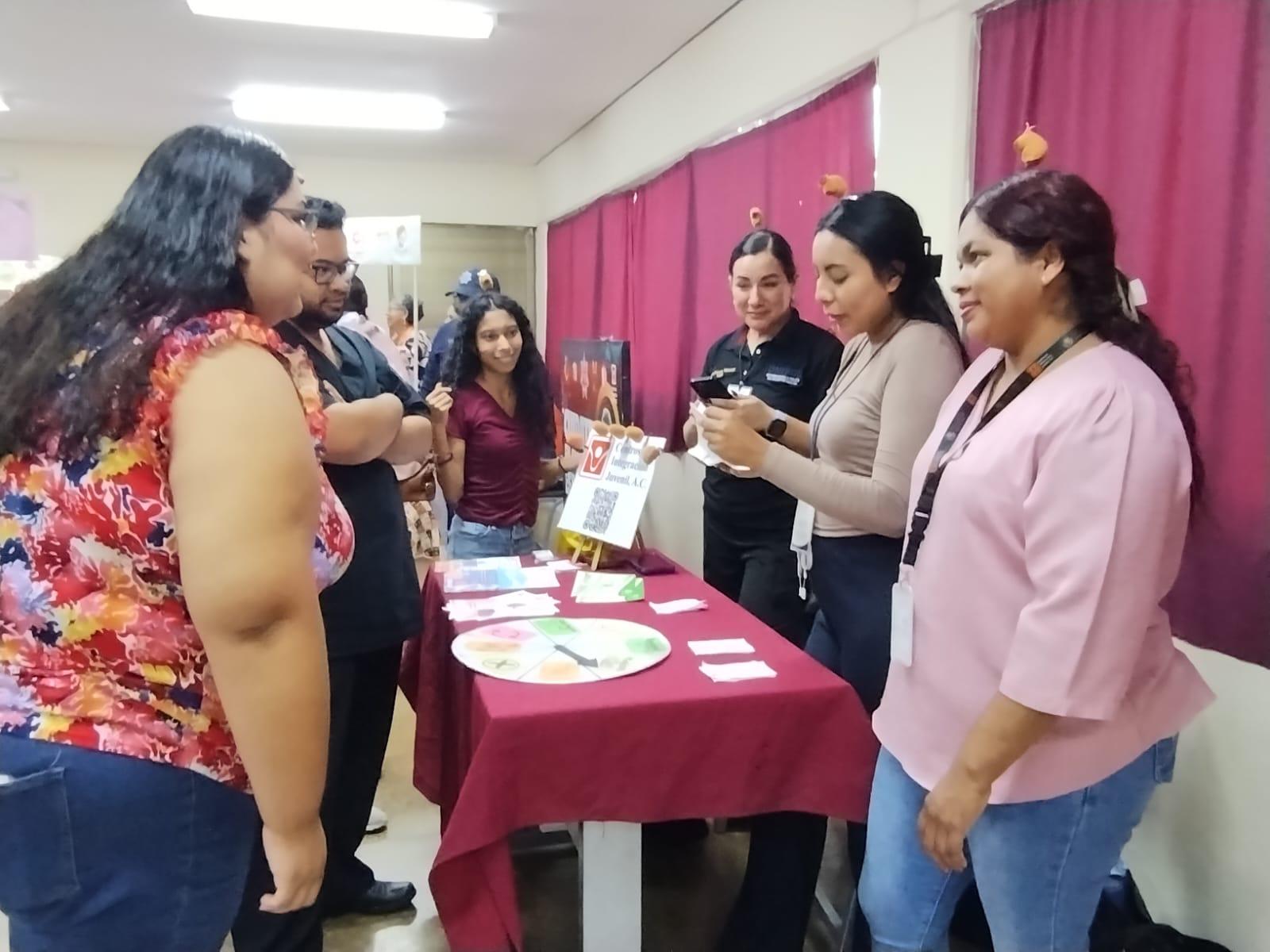 $!Culmina la Feria por la Salud Mental ‘Escucharte también es cuidarte’ en Escuinapa