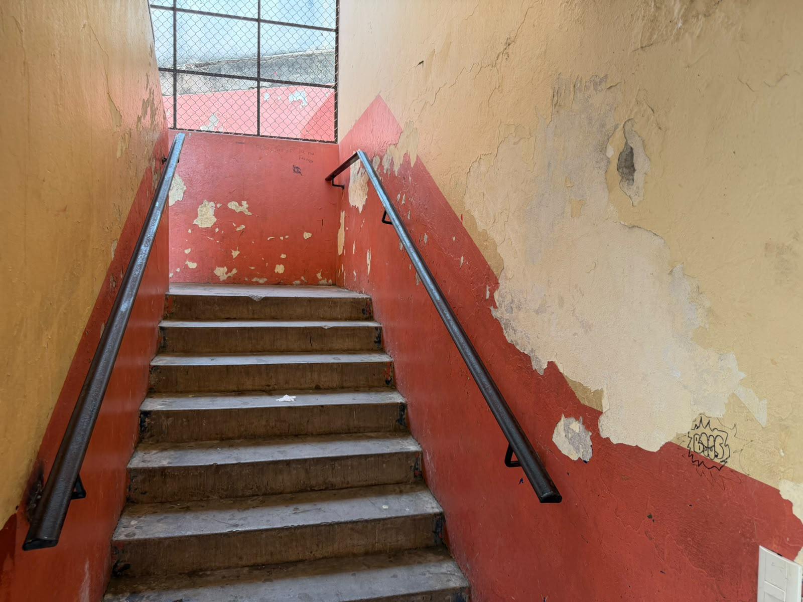 $!Demandan padres de familia rendición de cuentas en primaria de El Rosario