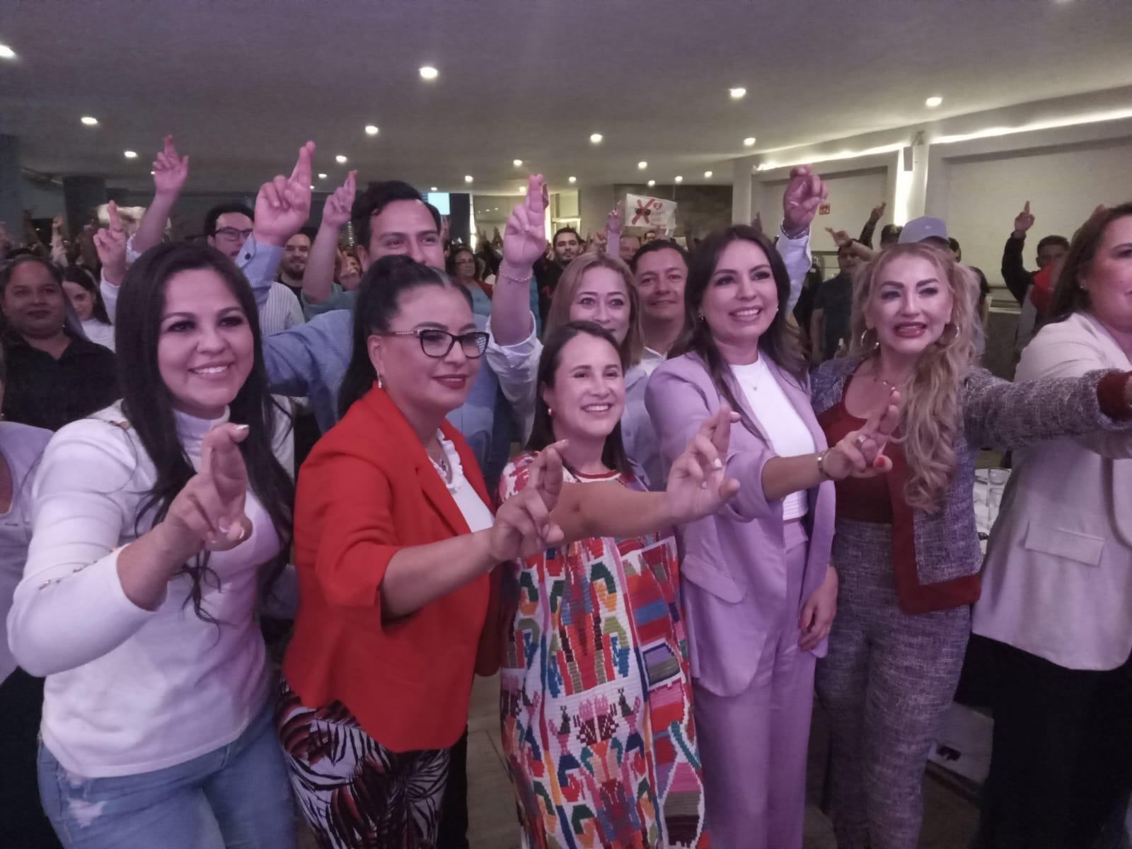 $!Los jóvenes se deben sumar al proceso democrático: Diana Vega Gálvez