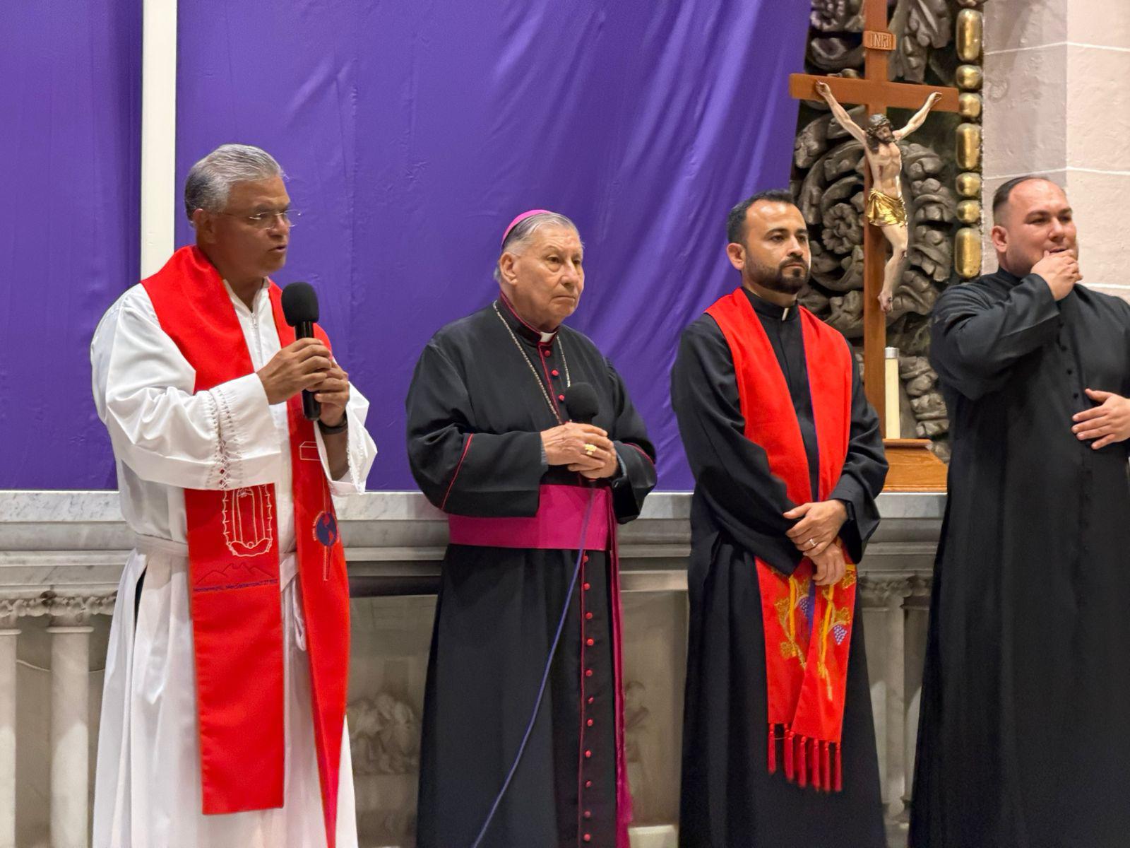 $!Con fe y reflexión, viven en Mazatlán la tradicional Procesión del Silencio