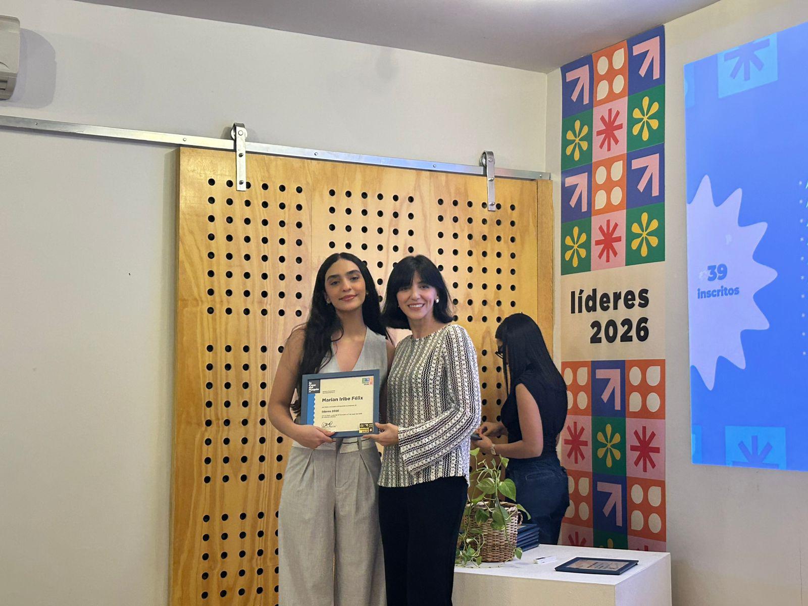$!Concluyen jóvenes ciclo en programa ‘Líderes 2026’ en la Casa del Maquío