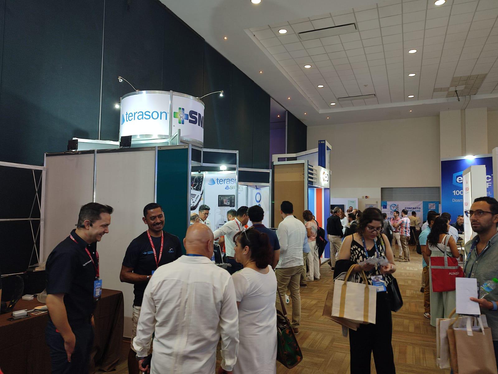 $!Es Mazatlán sede de congreso internacional de cientos de especialistas médicos