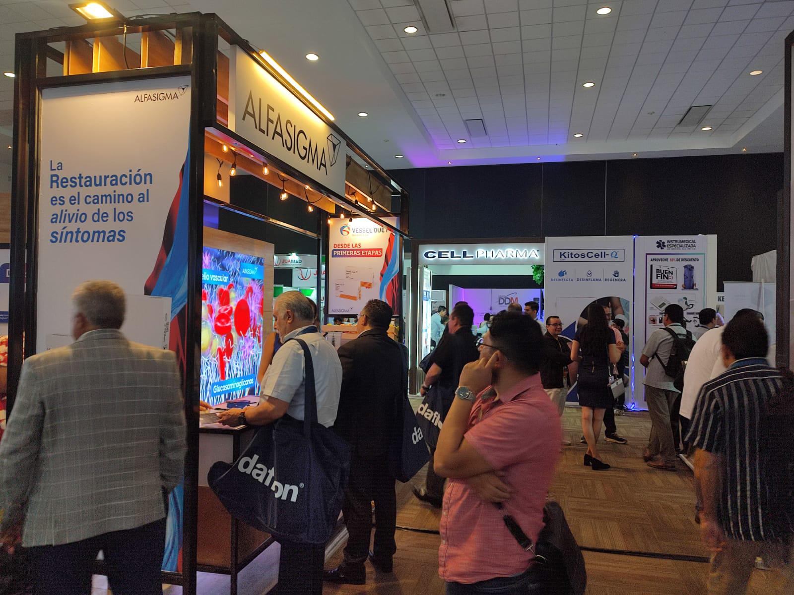 $!Es Mazatlán sede de congreso internacional de cientos de especialistas médicos