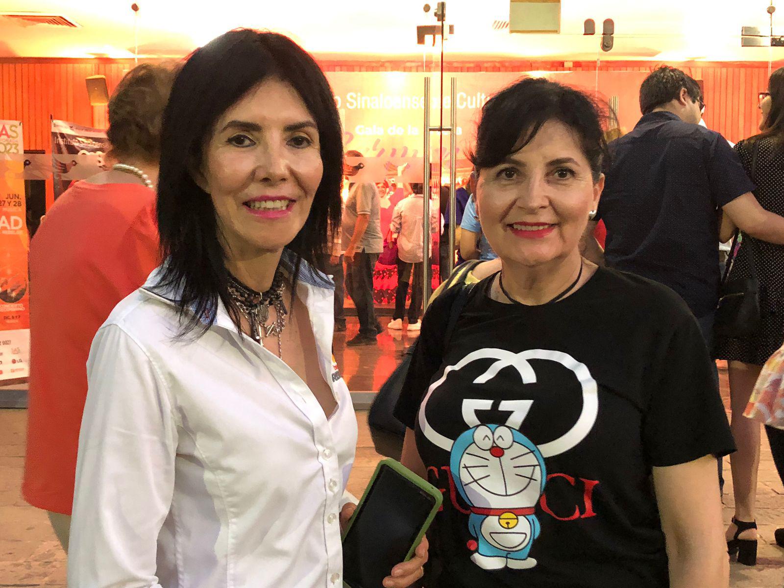 $!Claudia García y Rosy Escobosa.