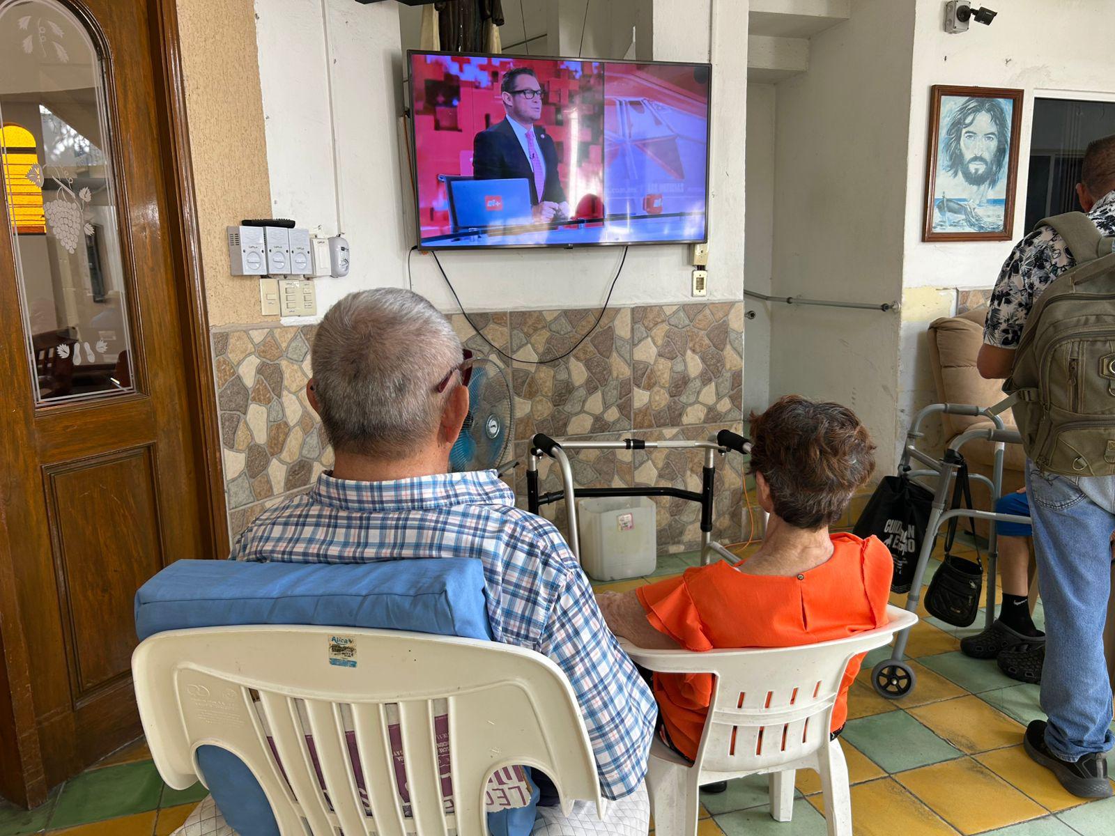 $!Festejan con alegría el Día del Abuelo en el Asilo de Ancianos de Mazatlán