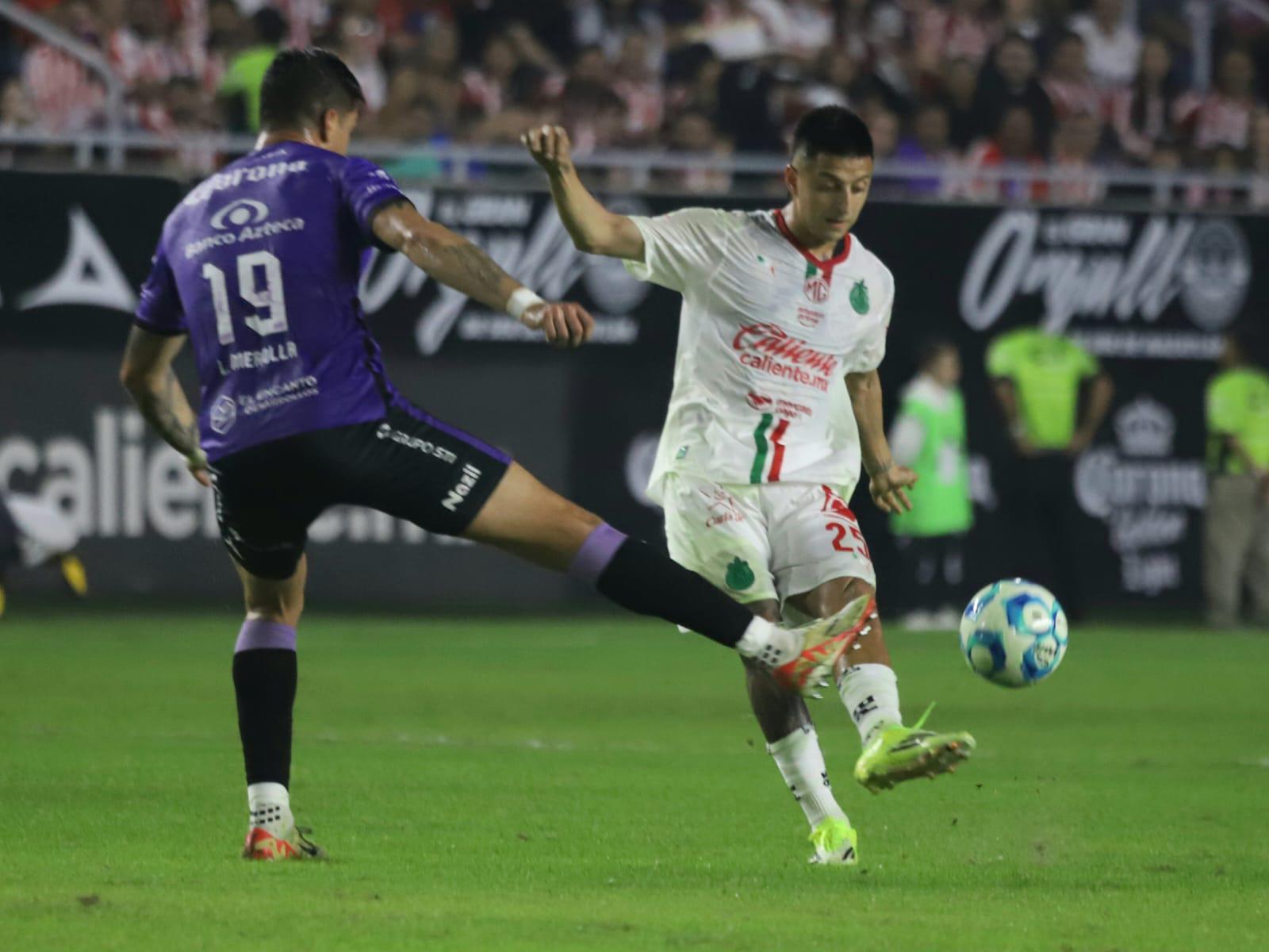 $!Chivas conserva el invicto pese a fuerte cierre de Mazatlán