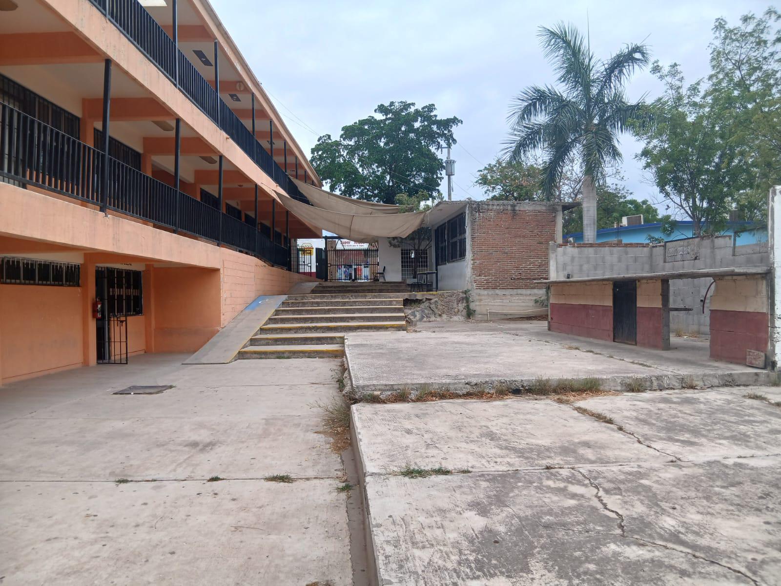 $!Preparatoria Rafael Ramírez denuncia presuntas amenazas por disputa de terreno en Los Huizaches