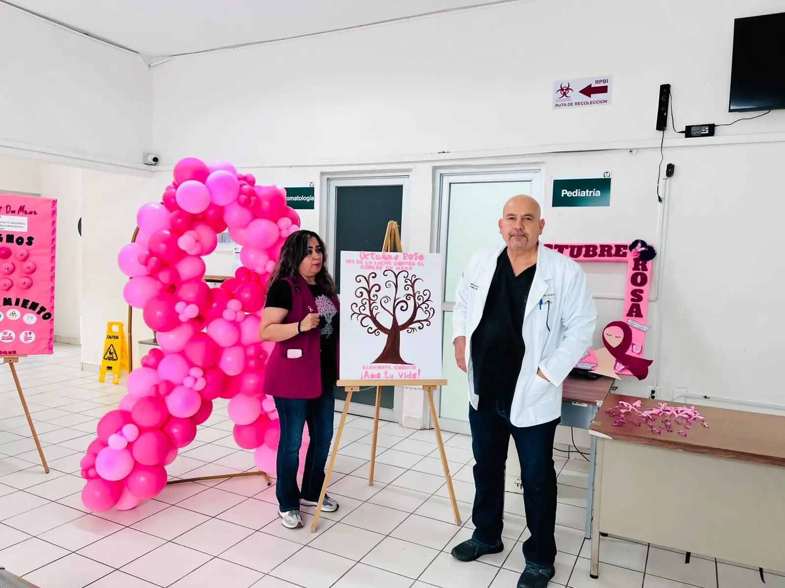 $!Con diversas actividades personal de Hospital Integral Rosario conmemoraron el Día de la Lucha Contra el Cáncer de Mama