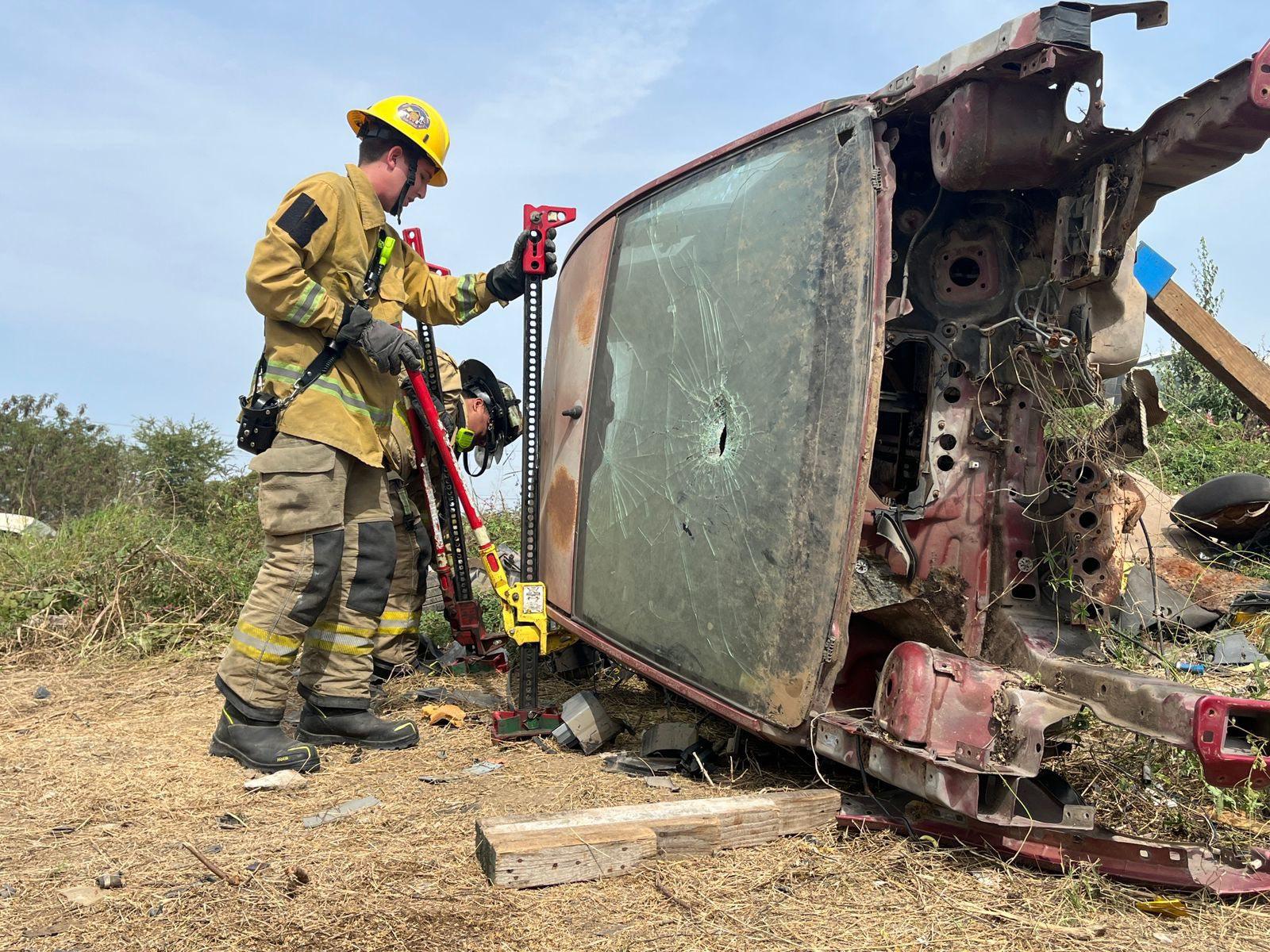 $!Se alista Bomberos Mazatlán para atender emergencias durante los días de Carnaval