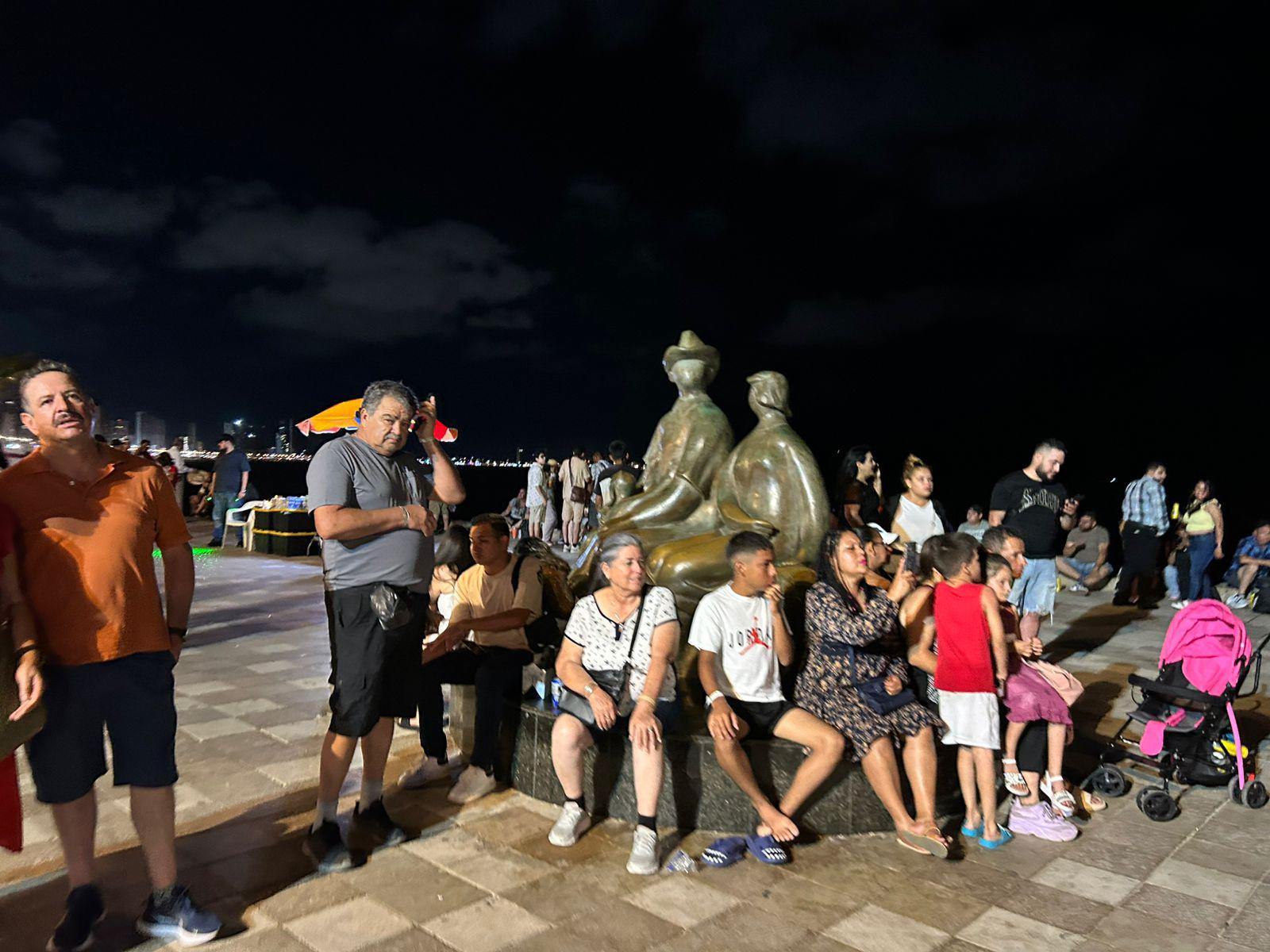 $!Tiene Mazatlán un fin de semana con alta afluencia turística