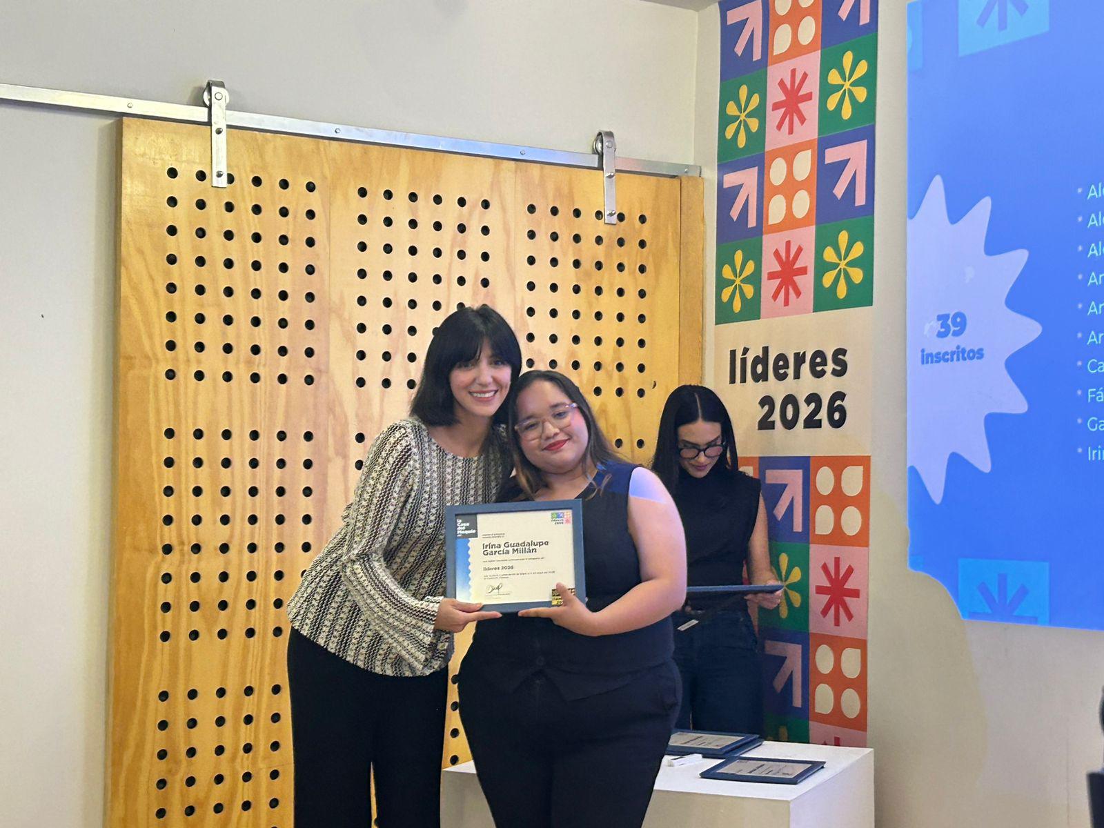 $!Concluyen jóvenes ciclo en programa ‘Líderes 2026’ en la Casa del Maquío