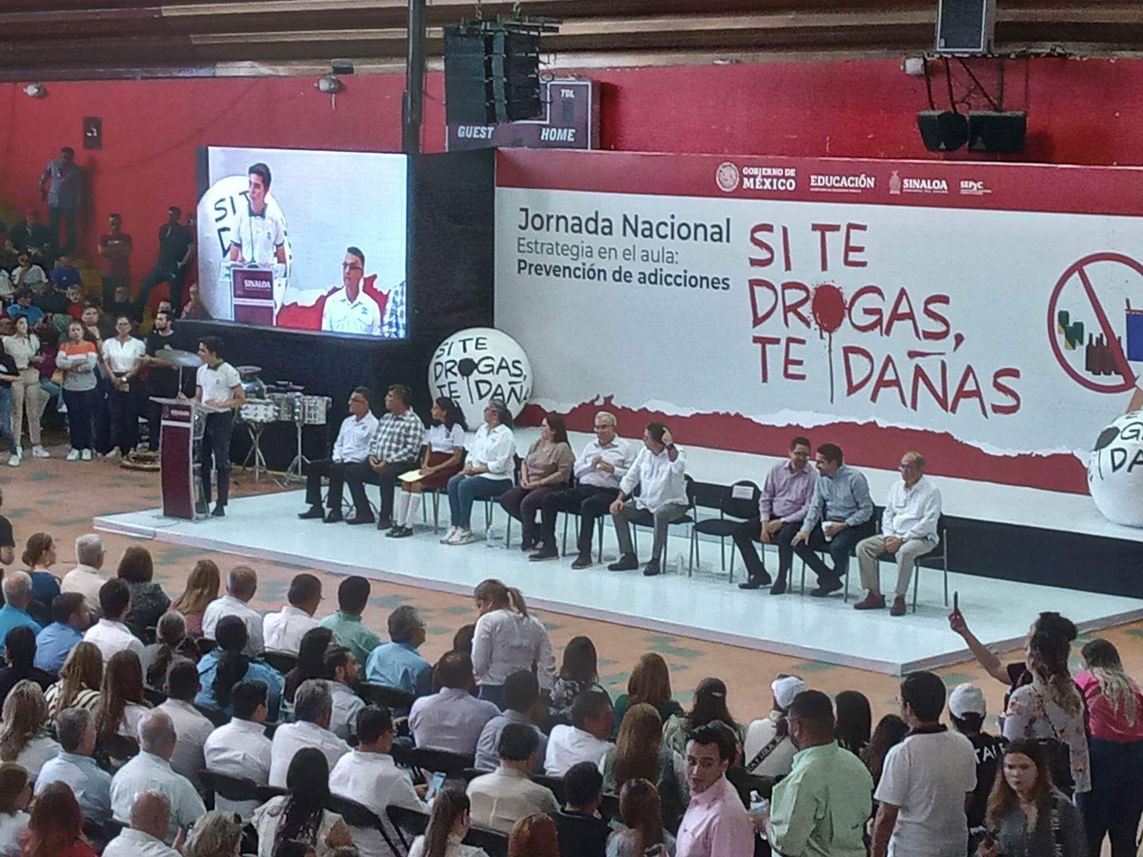 $!Jóvenes deben usar su pensamiento y libertad para decir no a las drogas: Rocha Moya