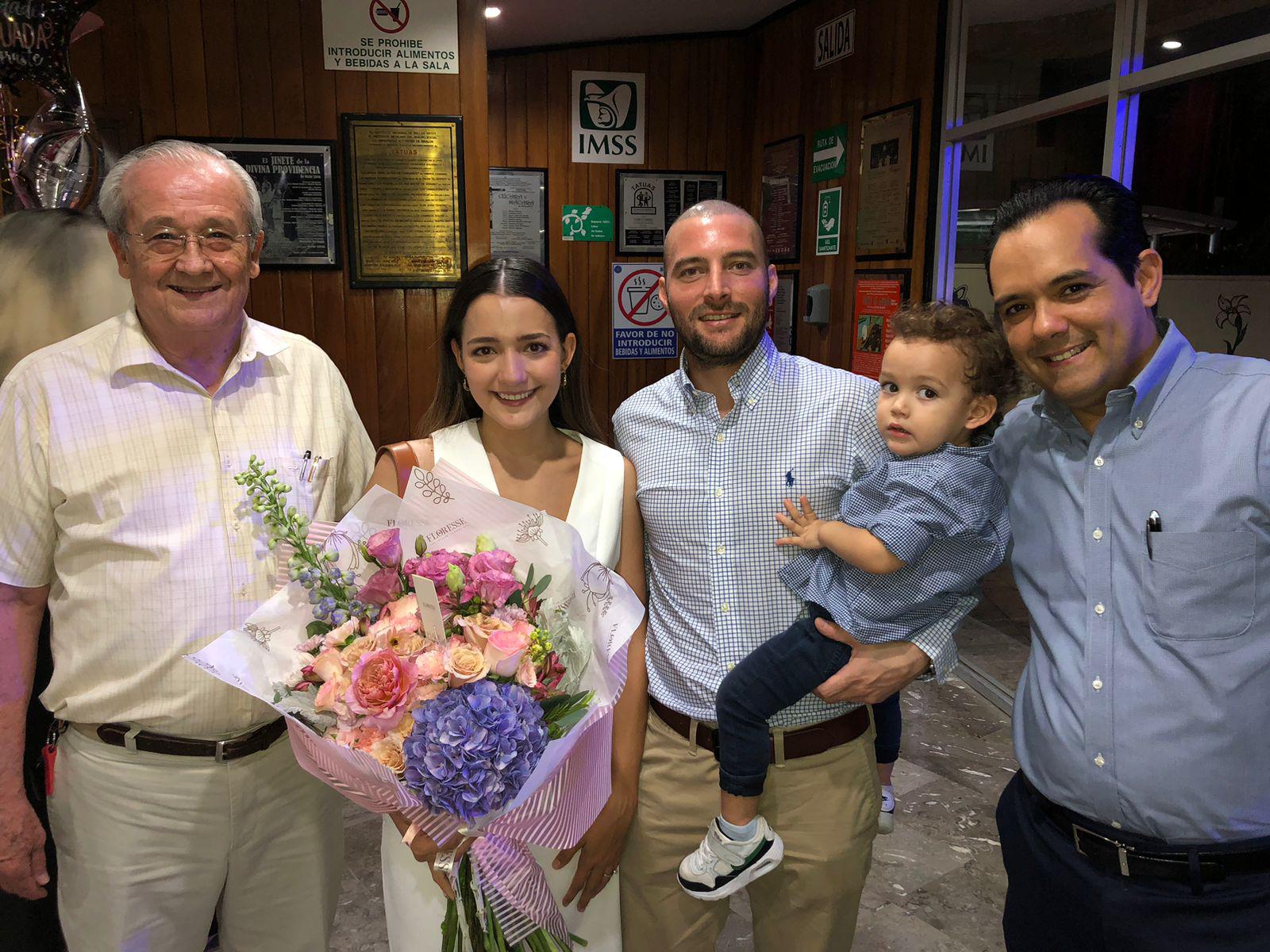 $!Enrique Ibarra Rico, Ana Sofía Ibarra Bazaldúa, Enrique Ibarra Calderón, Juan Pablo Quezada Félix y el niño Julián Quezada Ibarra.