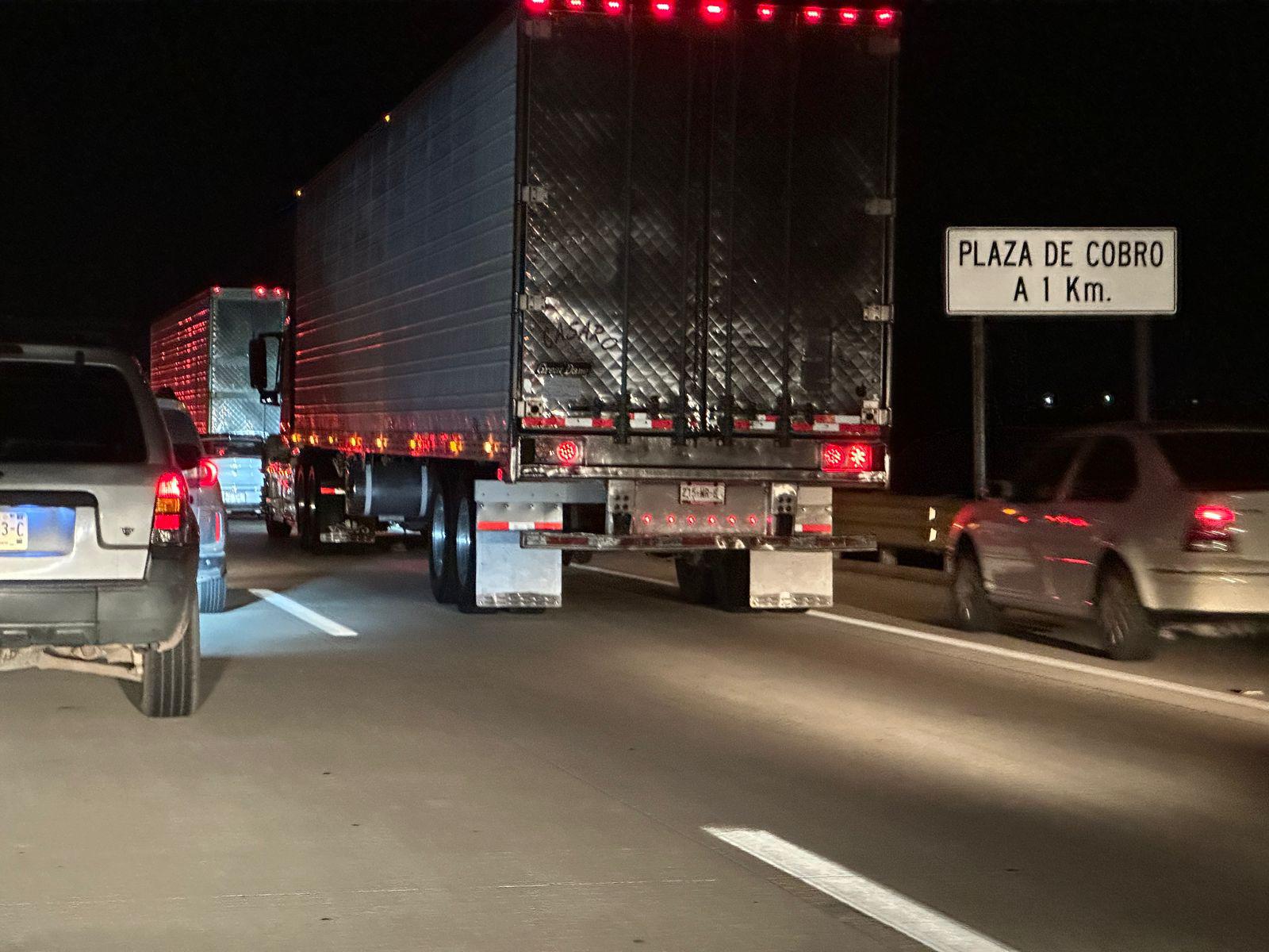 $!¡Tome sus precauciones!; se congestiona la circulación vial al sur de Mazatlán por Carnaval de Villa Unión y éxodo de vacacionistas