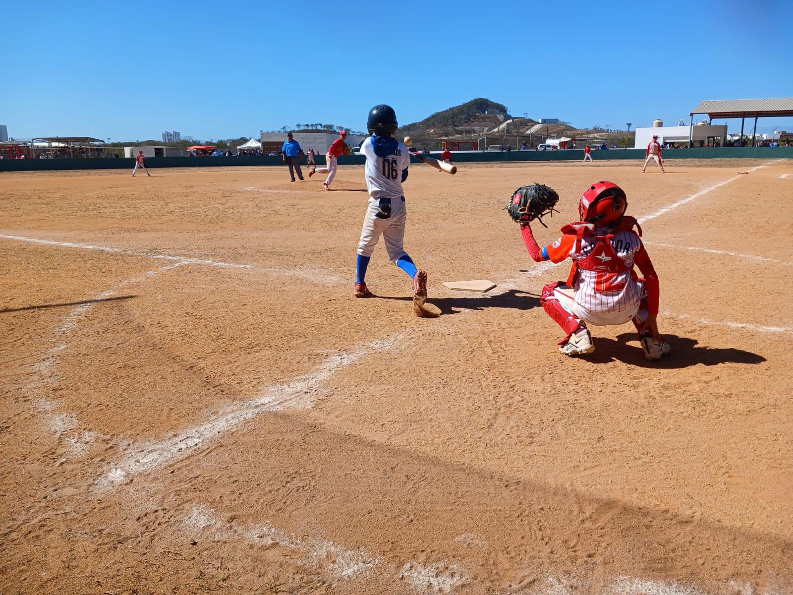 $!Liga Mazatlán hace valer la casa en Copa Carnaval de Beisbol