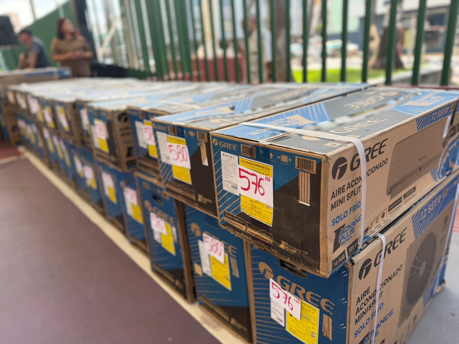 $!Apoyan a 148 familias para mejorar sus hogares con programa Peso a Peso, en Mazatlán