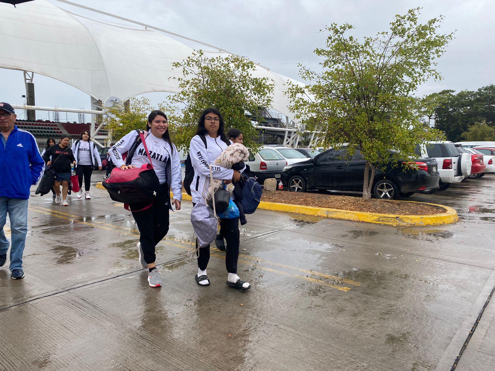 $!Salen seleccionados de basquetbol de Mazatlán a la conquista estatal de los Juegos Conade