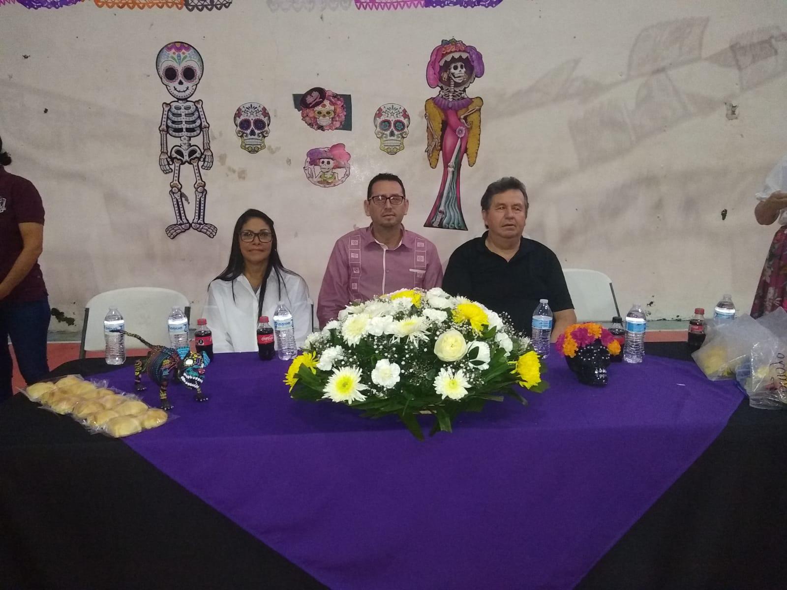 $!Homenajean a Guadalupe Viña en inauguración de Liga de Voleibol CCC