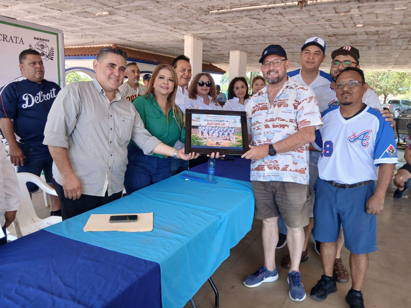 $!Premian a lo mejor de Liga de Beisbol Burócrata Federal