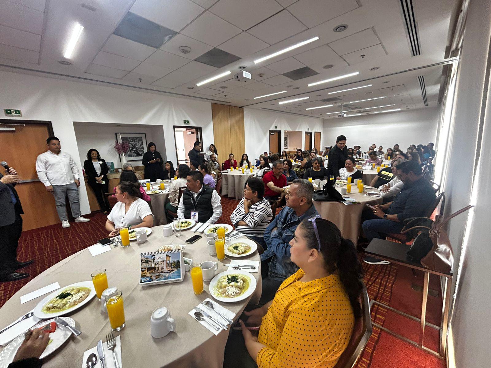 $!Hoteleros y Canirac cierran promoción de Mazatlán