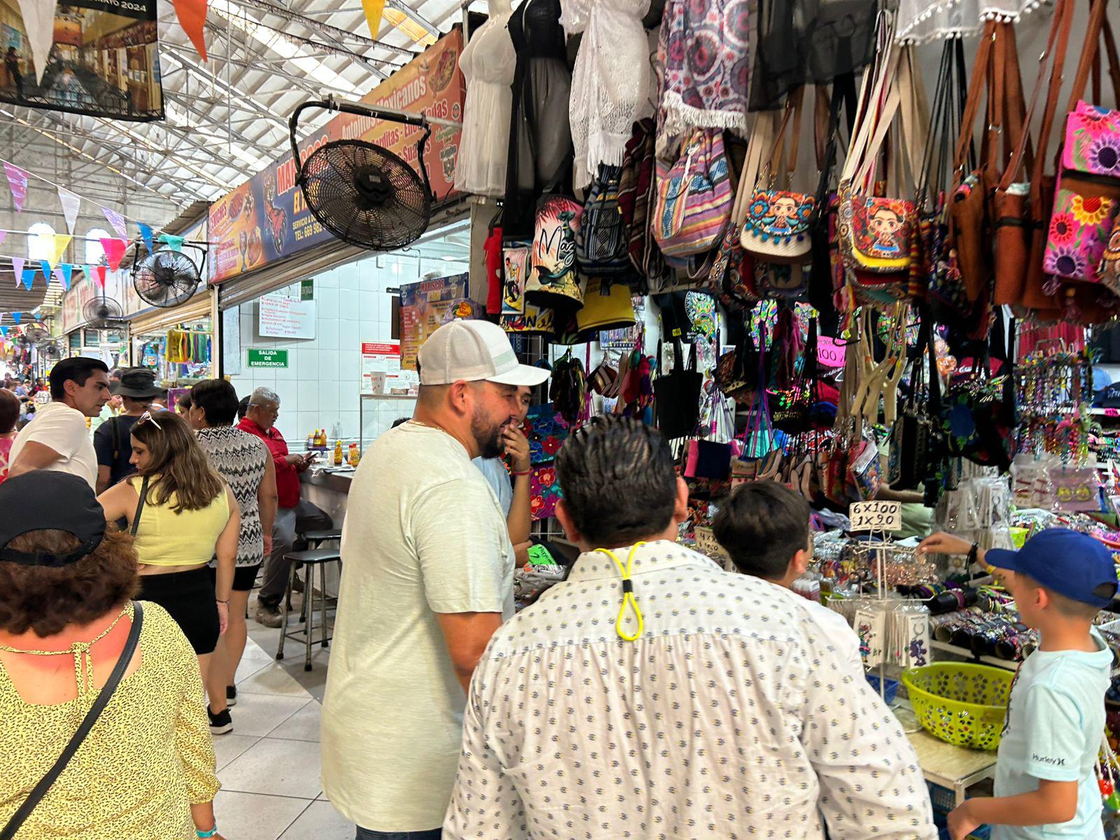 $!Locatarios del Mercado Pino Suárez aumentaron sus ventas durante la temporada vacacional