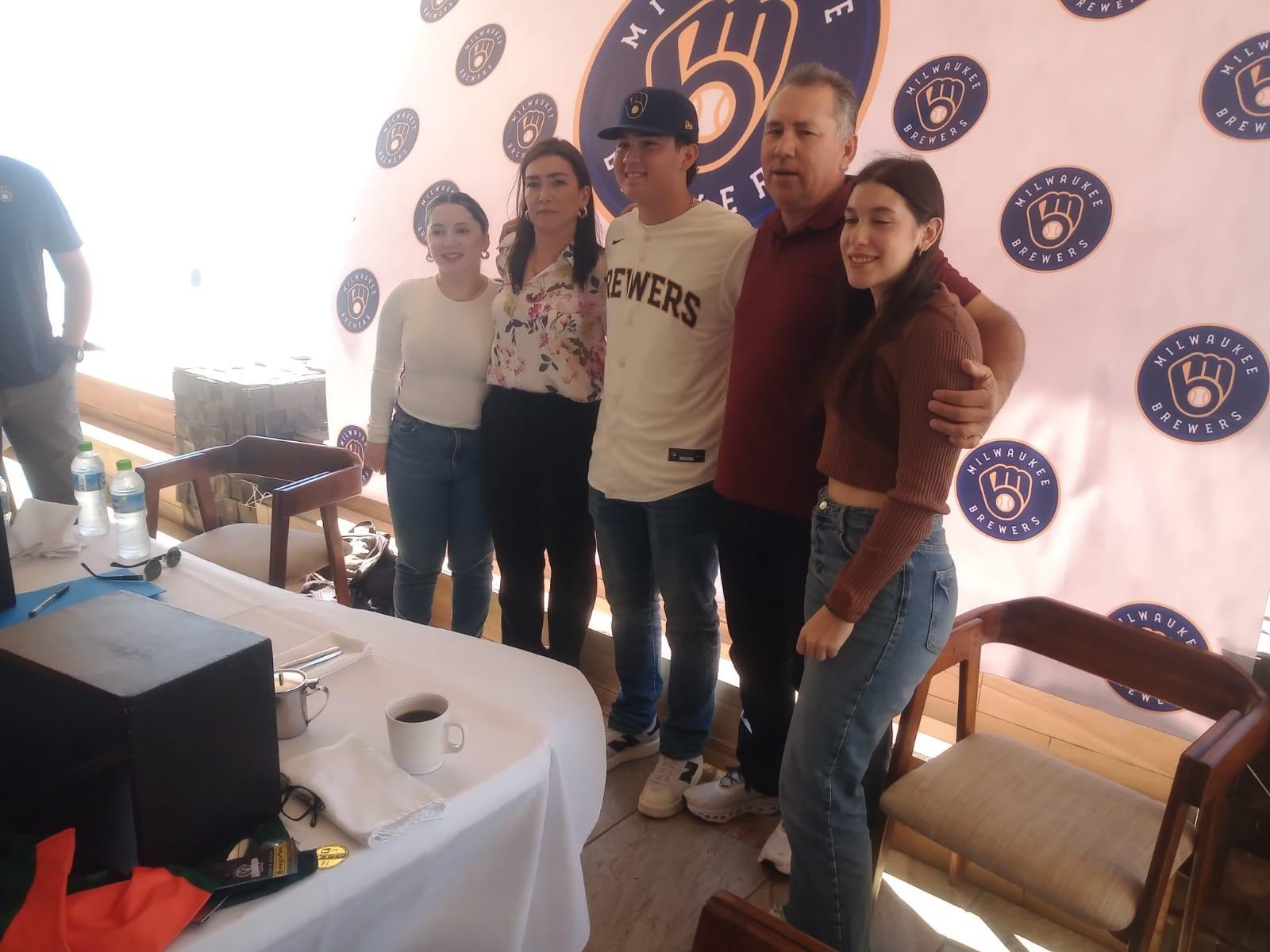 $!Es la oportunidad porque la que siempre soñé desde niño: Luis Aguayo