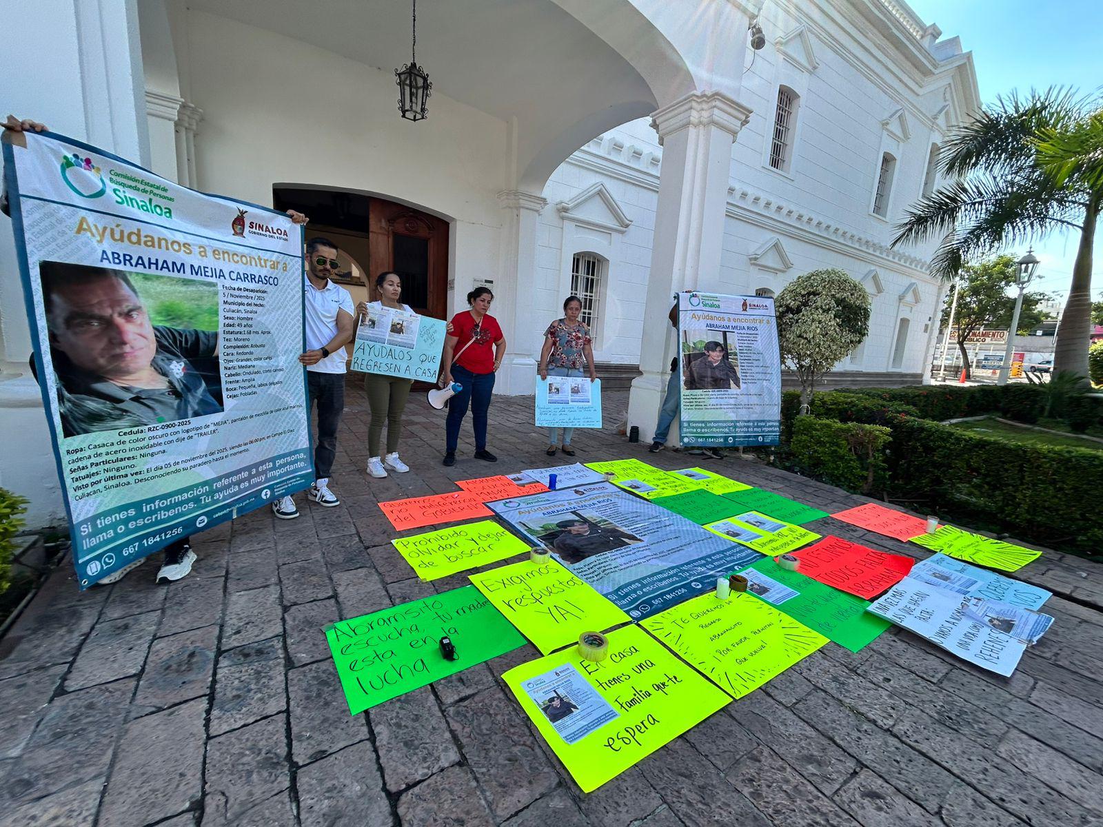 $!Familia insiste en la búsqueda de padre e hijo, desparecidos en el Campo El Diez; ahora en el Ayuntamiento de Culiacán