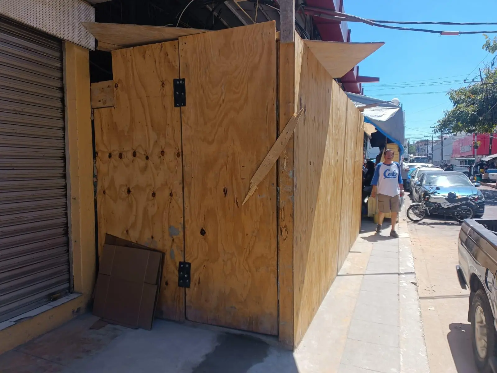 $!Avanza 70% modernización eléctrica del mercado Pino Suárez en Mazatlán