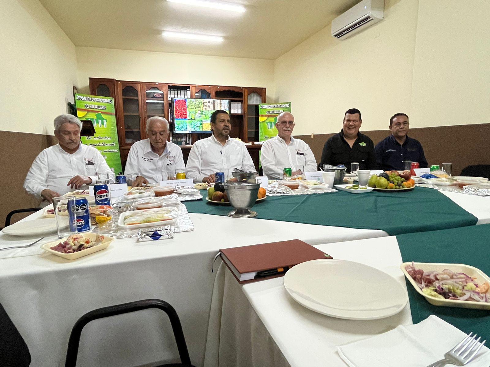 $!Visita Secretario de Agricultura federal, Julio Berdegué, a la Asociación de Agricultores de Rosario